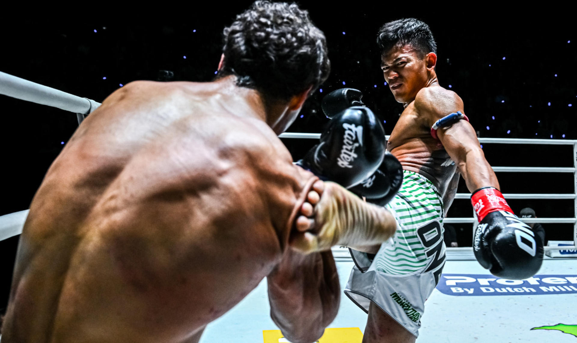 [Official] ONE FRIDAY FIGHTS & THE INNER CIRCLE in Bangkok - Thumbnail 4