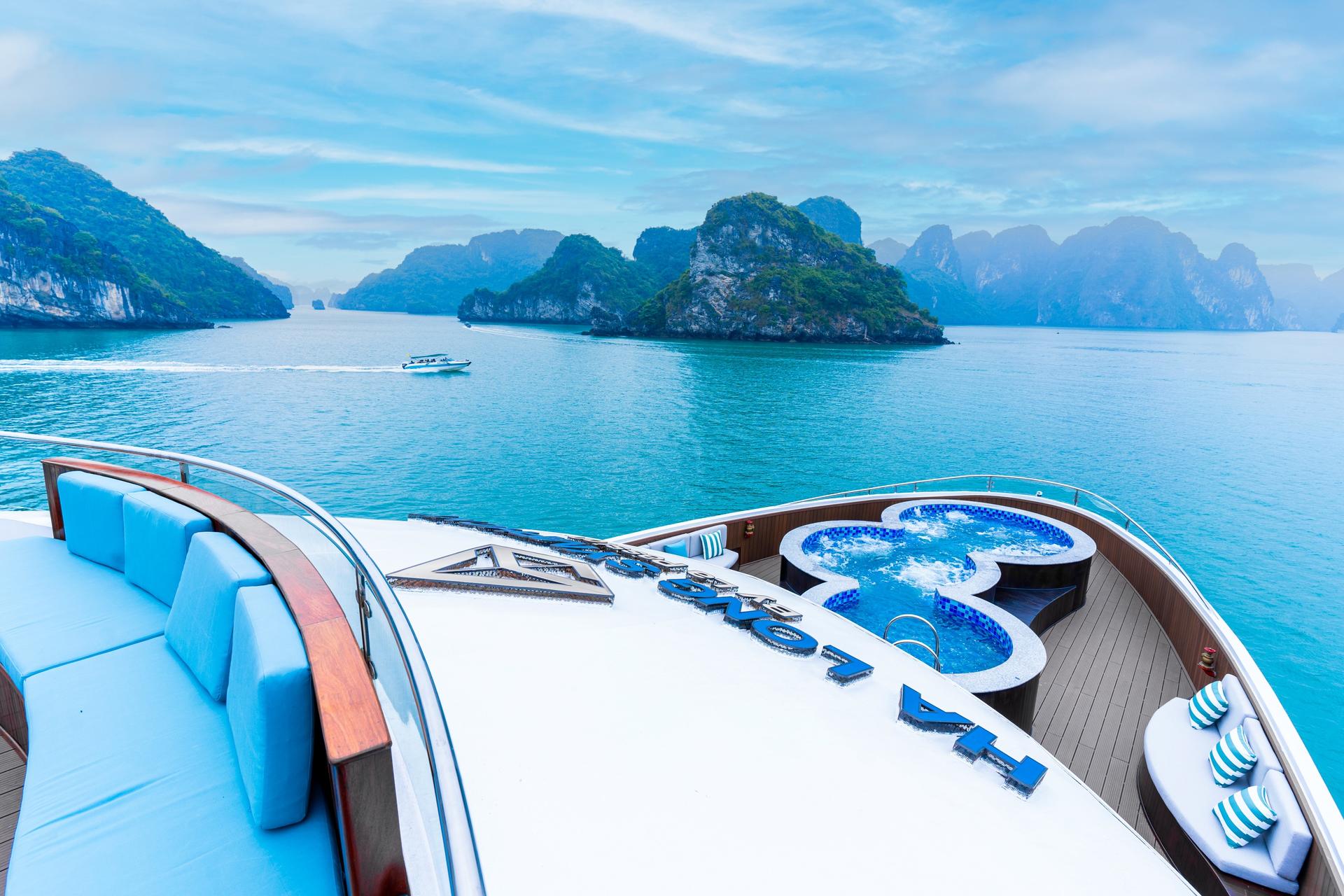 Symphony Day Cruise: Ha Long Bay, Sung Sot, Ti Top - Thumbnail 16