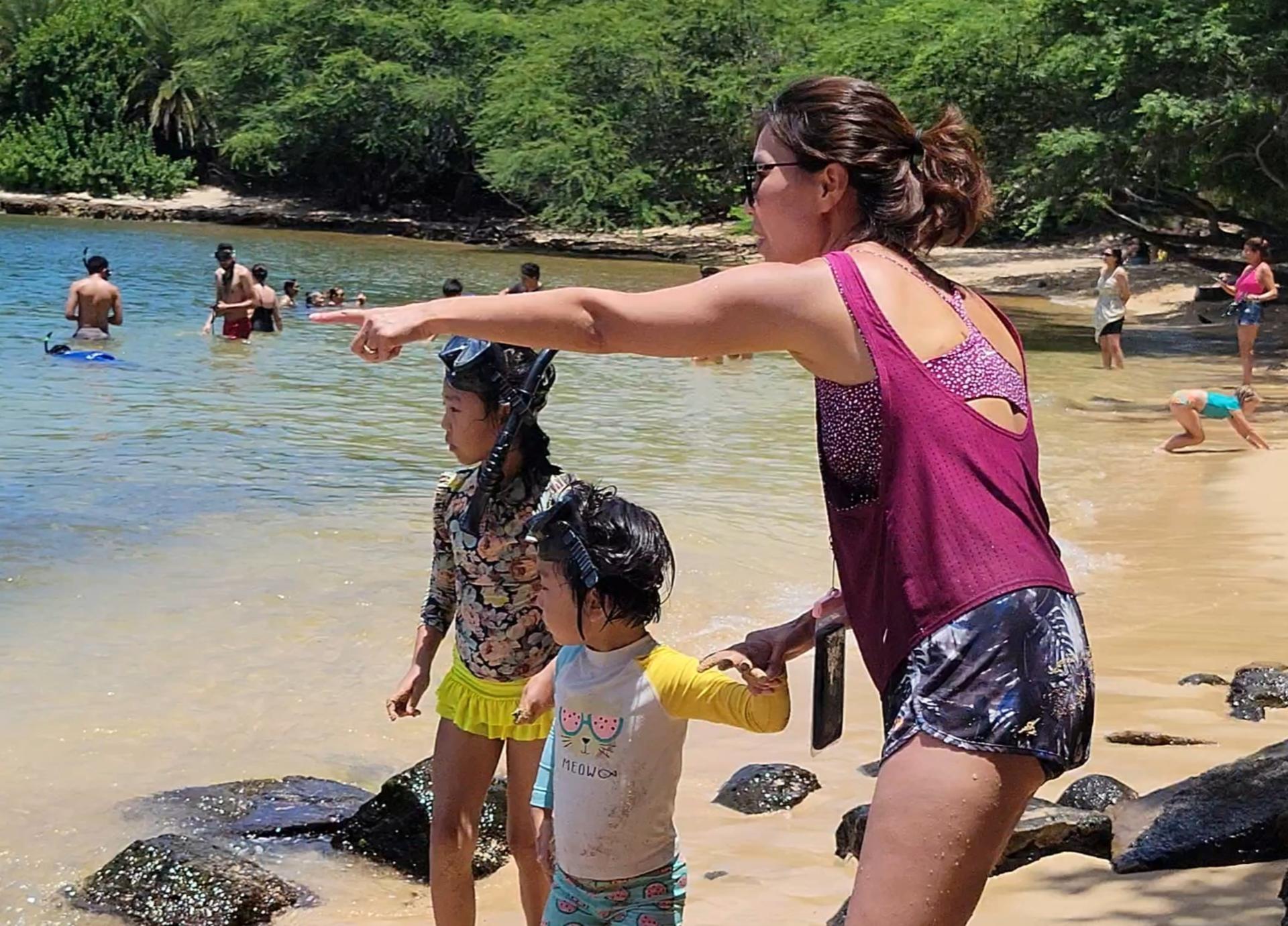 Oahu North Shore Circle Island Adventure + Swimming with Turtles - Thumbnail 11
