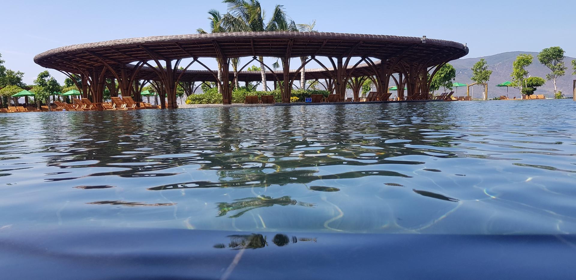 Deluxe Snorkeling Tour with Mud Bath at Merperle Hon Tam Nha Trang - Thumbnail 4