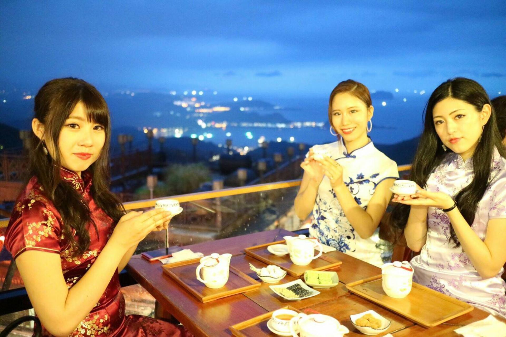 Traditional Qipao Experience in Jiufen - Thumbnail 9