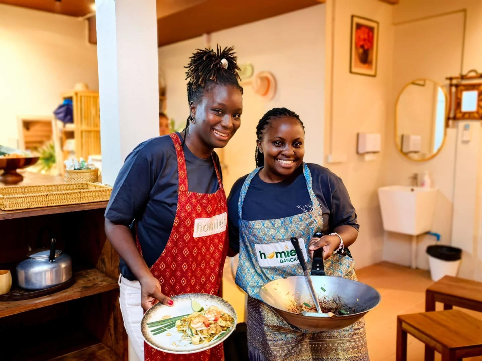 Homies Thai cooking class - Thumbnail 20