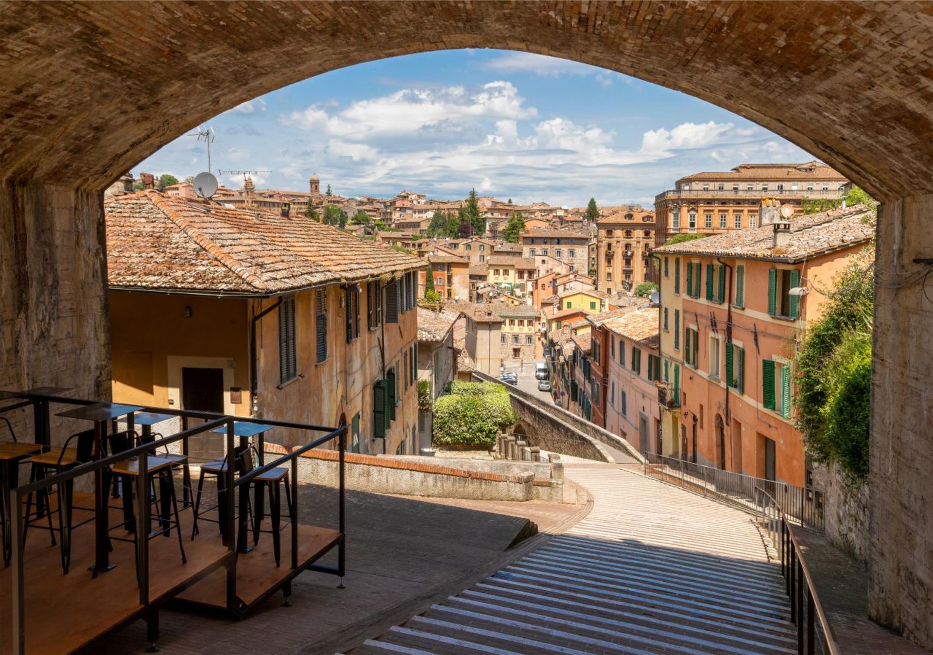 Perugia and Assisi Tour from Florence - Thumbnail 3