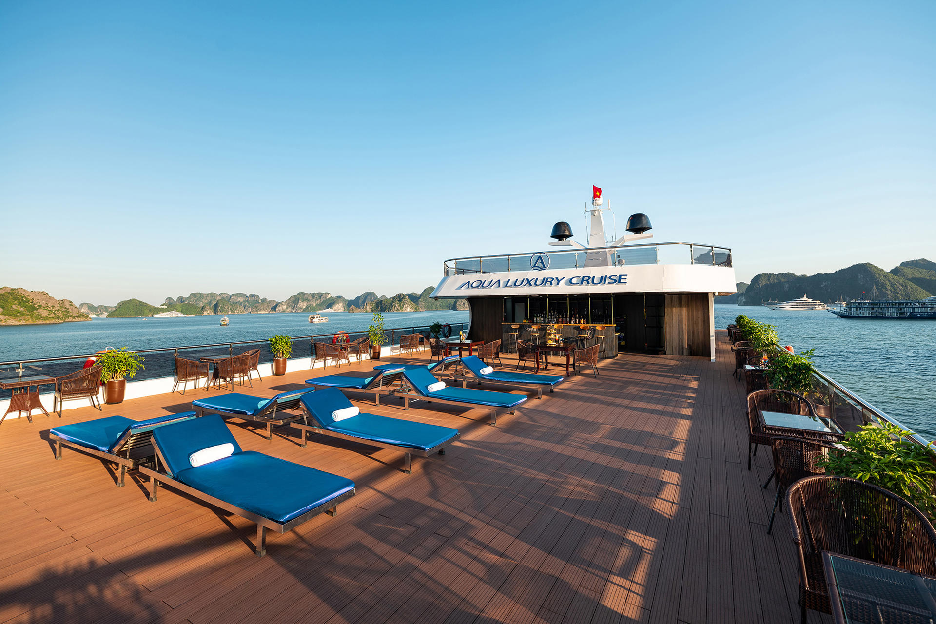 Aqua Luxury 2D1N Cruise: Ha Long Bay & Lan Ha Bay Tour - Thumbnail 9
