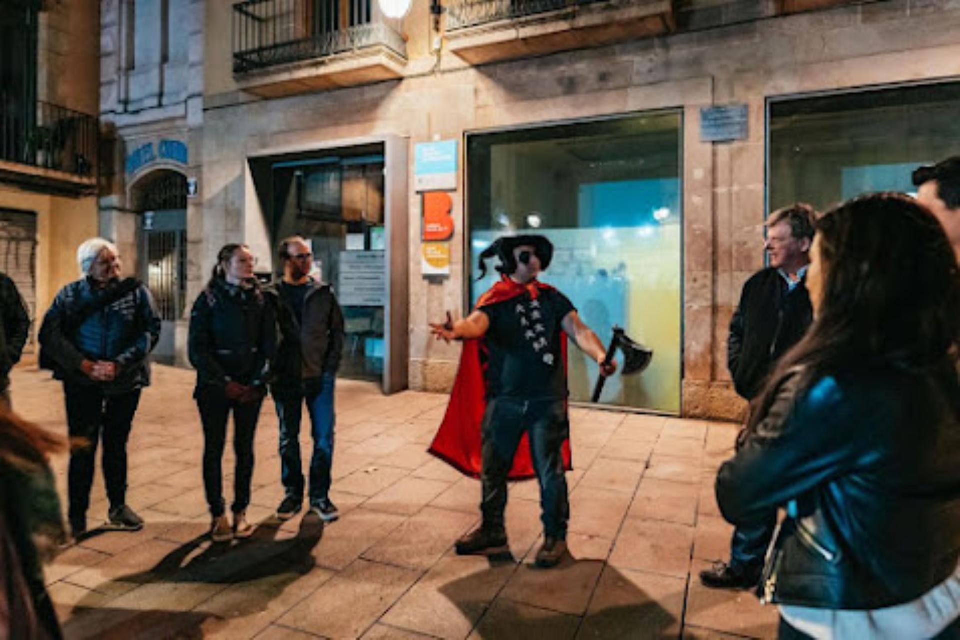 Ghosts and legends walking tour in Barcelona - Thumbnail 3