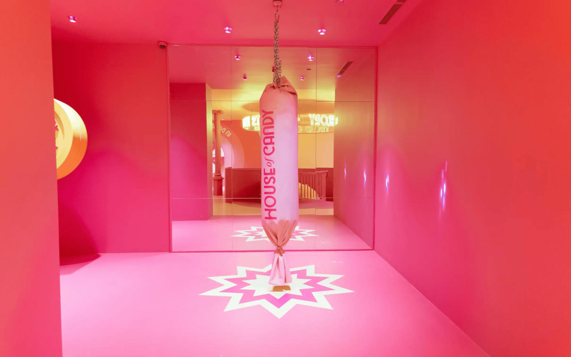 Barcelona Pass: White Rabbit & House of Candy Combo Ticket - Thumbnail 2
