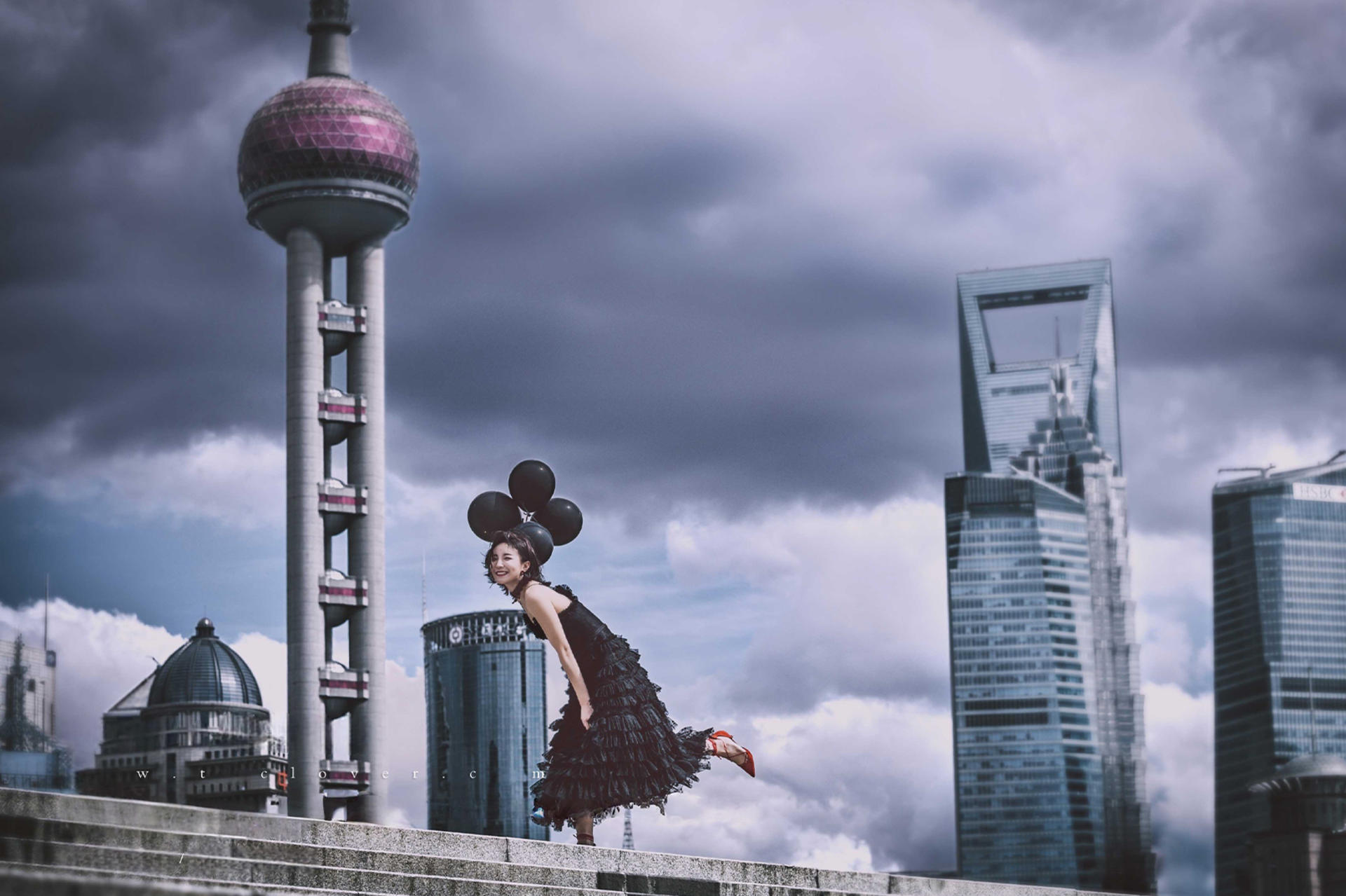 The Bund/Wukang Road Couple Travel Photography - Thumbnail 20