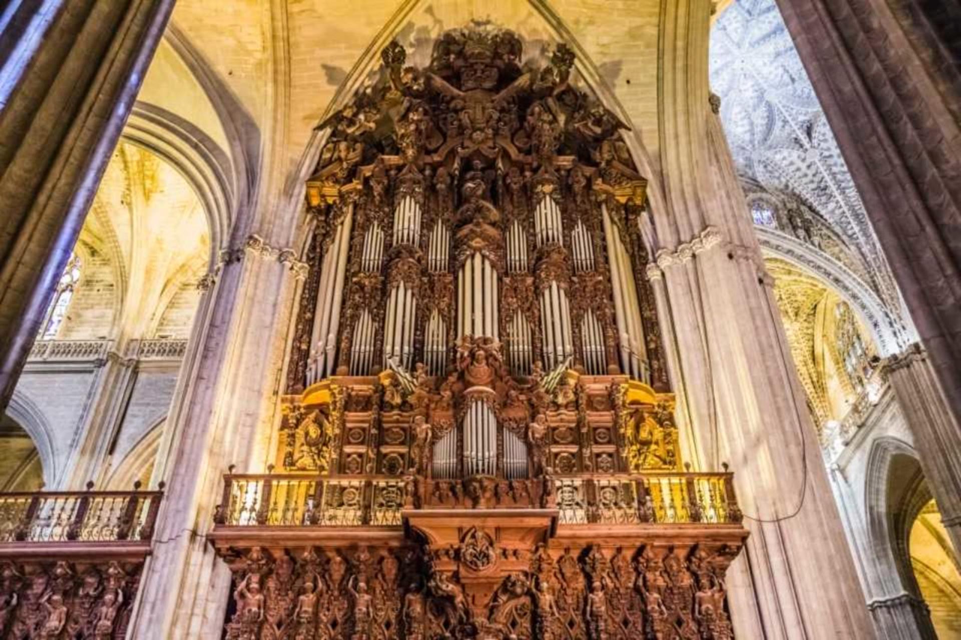 Seville Cathedral Smartphone Audio Guide (no ticket) - Thumbnail 3