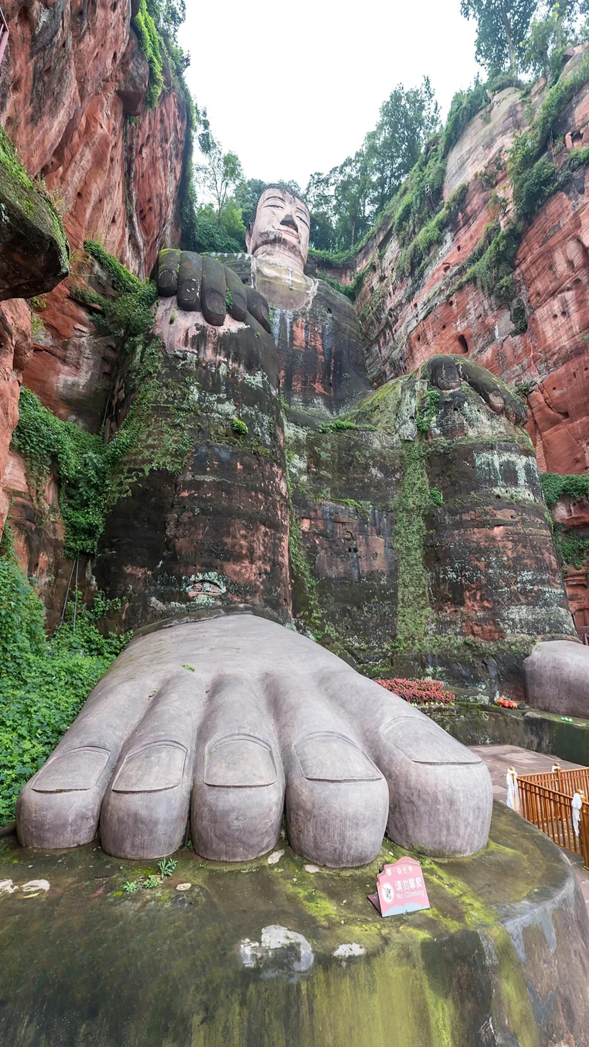 Private Car Tour: Chengdu Leshan Giant Buddha/Mount Emei 1-Day/2-Day Private Car Tour - Thumbnail 5