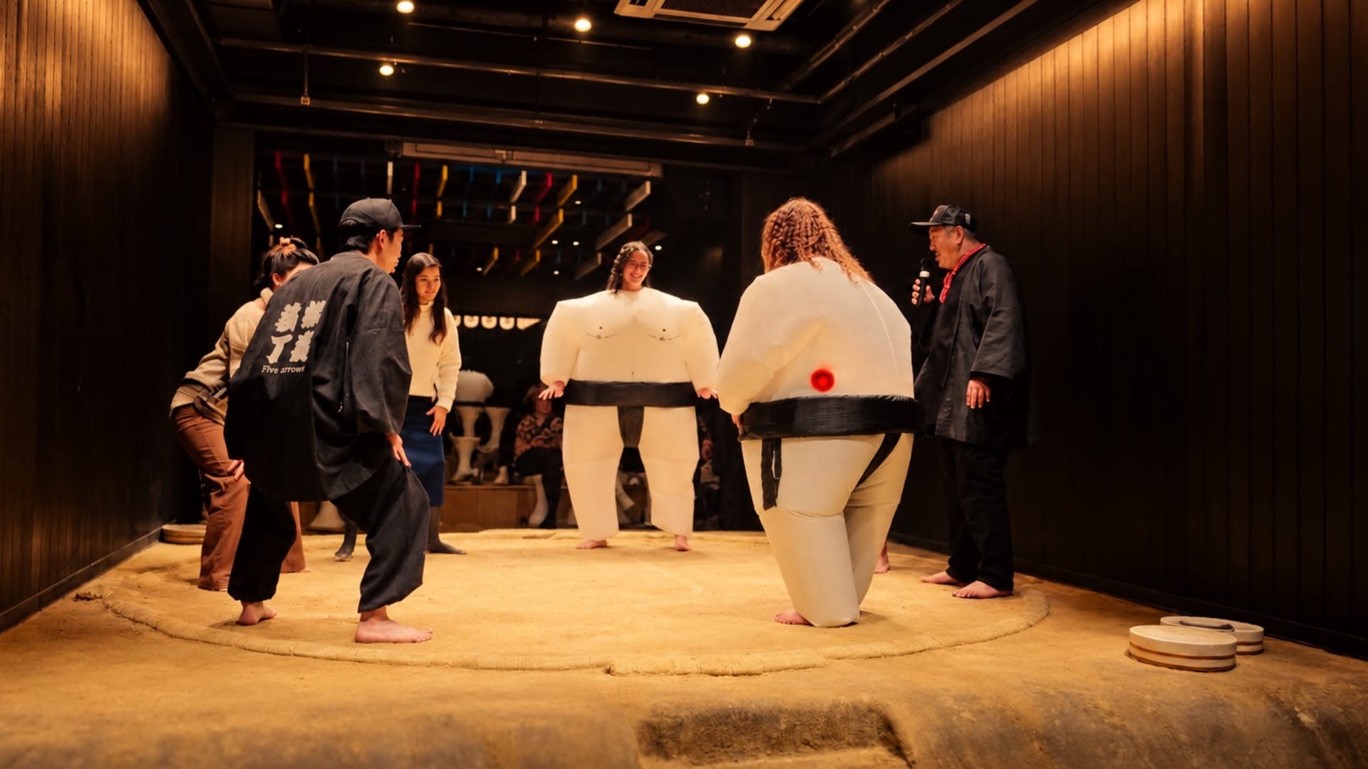 Kyoto Gion Yasaka Sumo: Live Show & Ring Challenge with Drink - Thumbnail 5