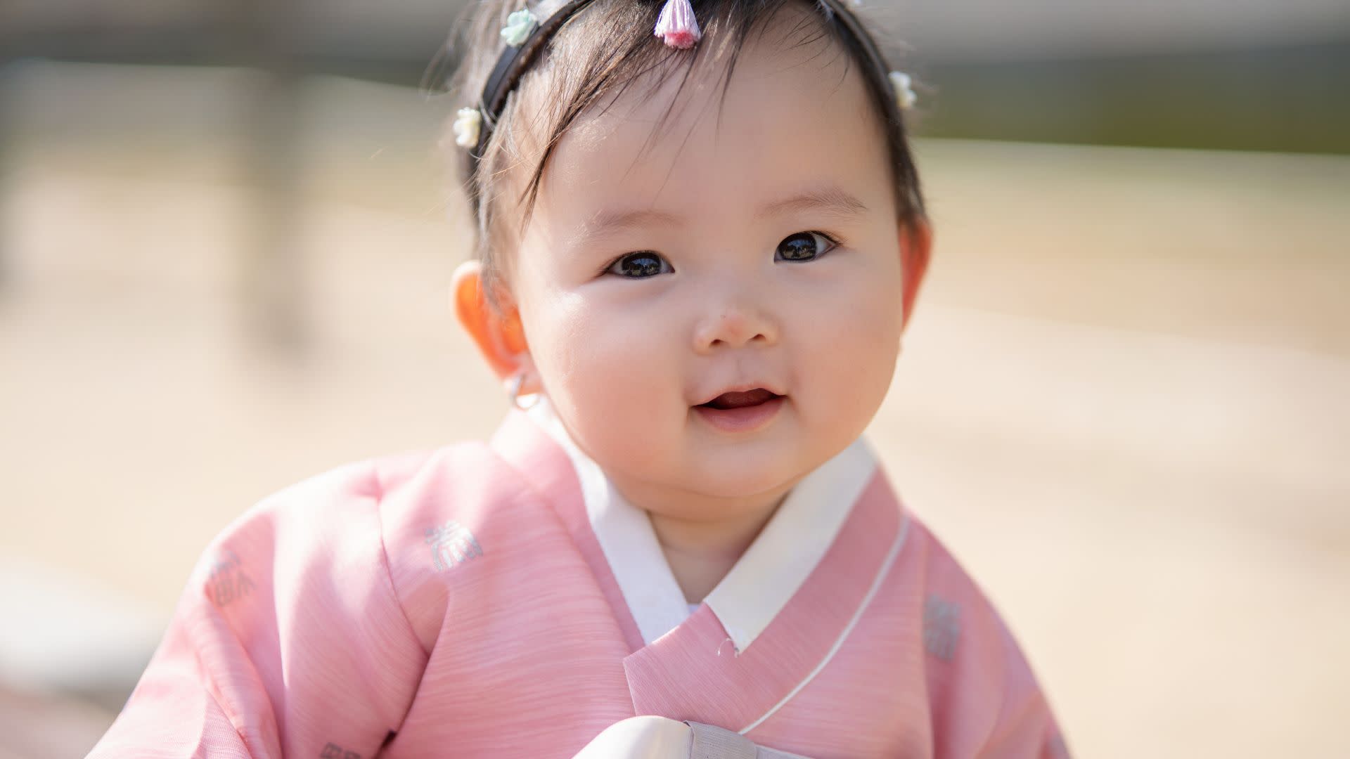 Seoul Hanbok Photo Shooting(Option Hanbok Rental ) - Thumbnail 15