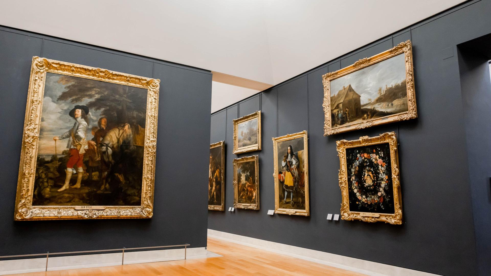 Louvre Museum Ticket with Priority Access to the Mona Lisa - Thumbnail 10