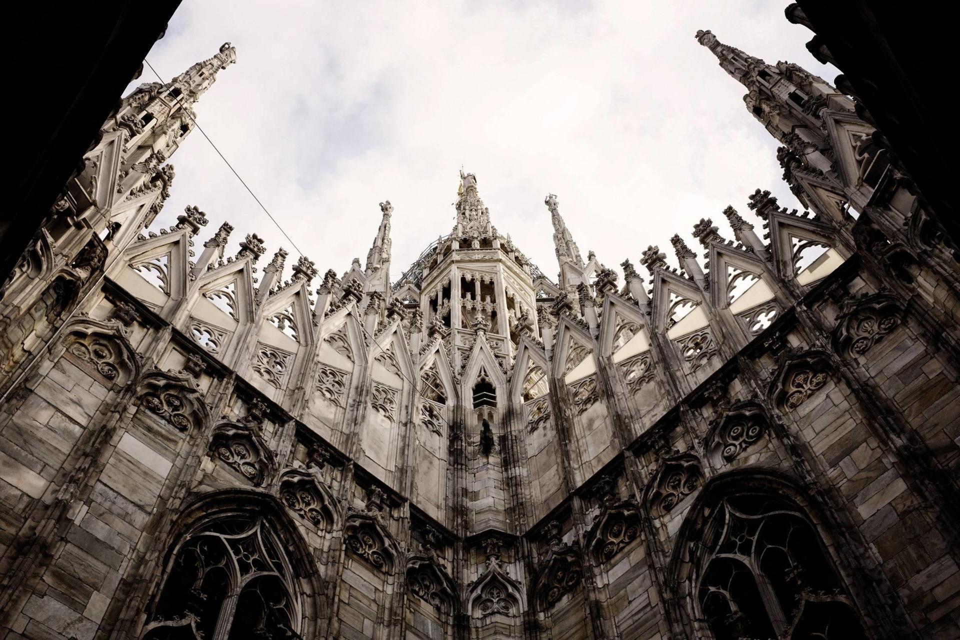 Milan Cathedral tour with entrance ticket - Thumbnail 3