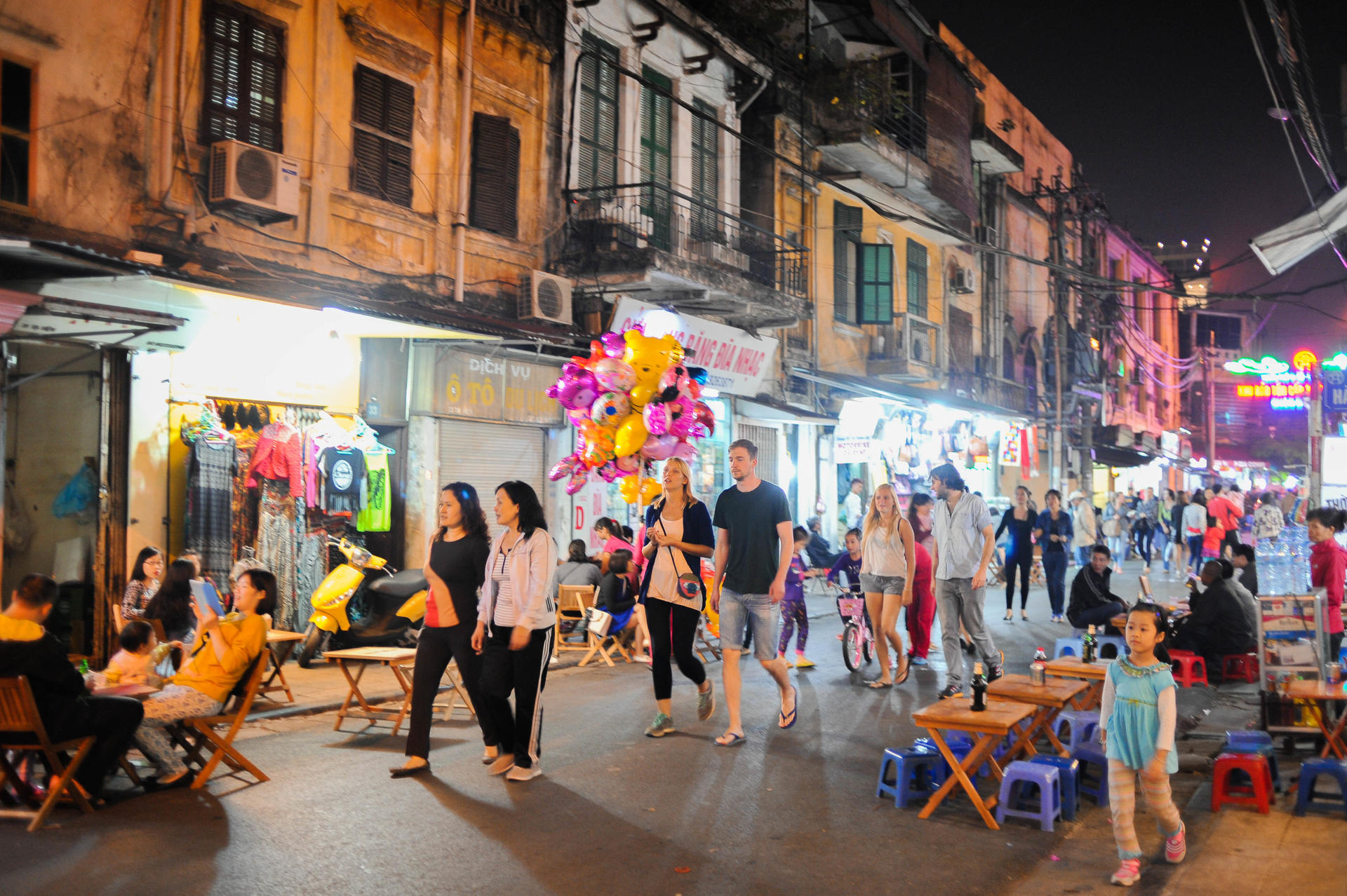 Old Quarter Food Tour with Train Street Visit Option - Thumbnail 6