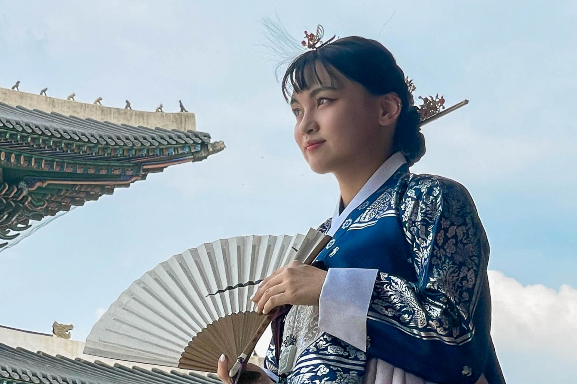 Gyeongbokgung Hanbok Photoshoot in Seoul [Hansungan]  - Thumbnail 6