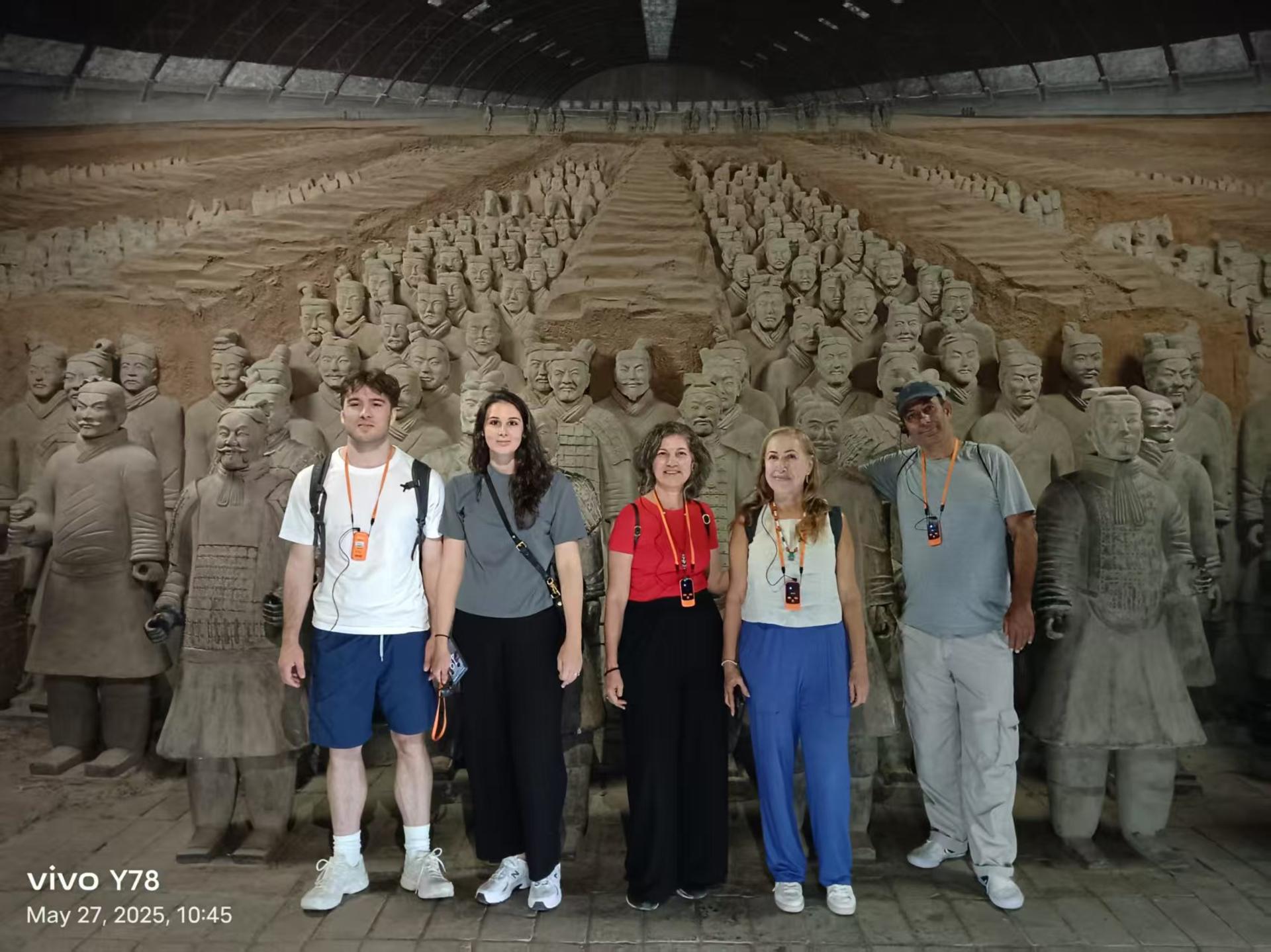 Xi'an: Terracotta Army Small Group Tour (6 or 16 Guests) - Thumbnail 23