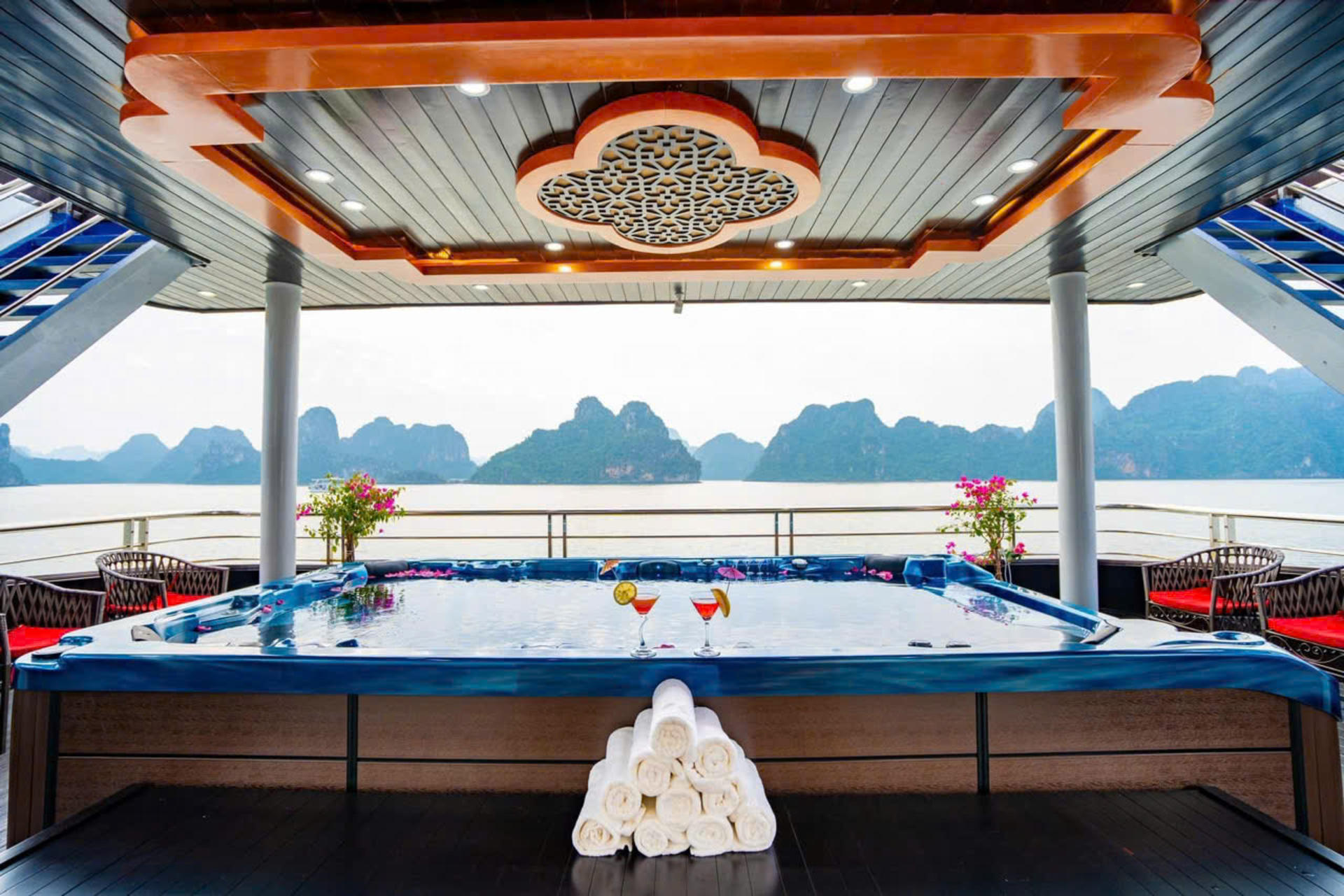 Asiana Day Cruise: Ha Long Bay, Sung Sot, Ti Top - Thumbnail 7