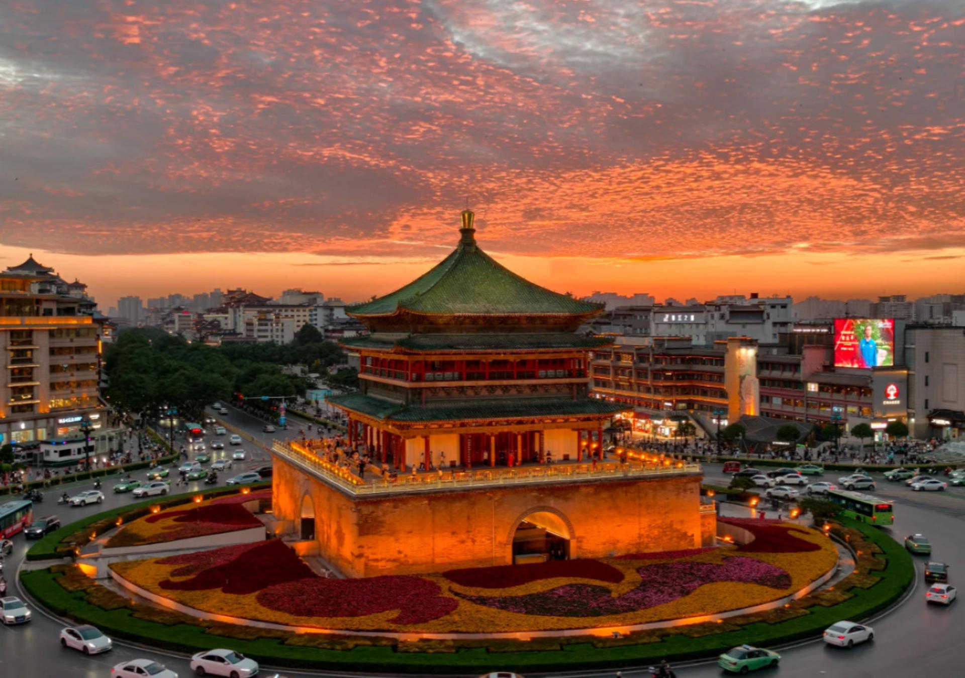 Xi'an City/Terracotta Army + Huaqing Palace/Mount Hua 1-Day Tour (Optional Private Car/Private Group) - Image 1
