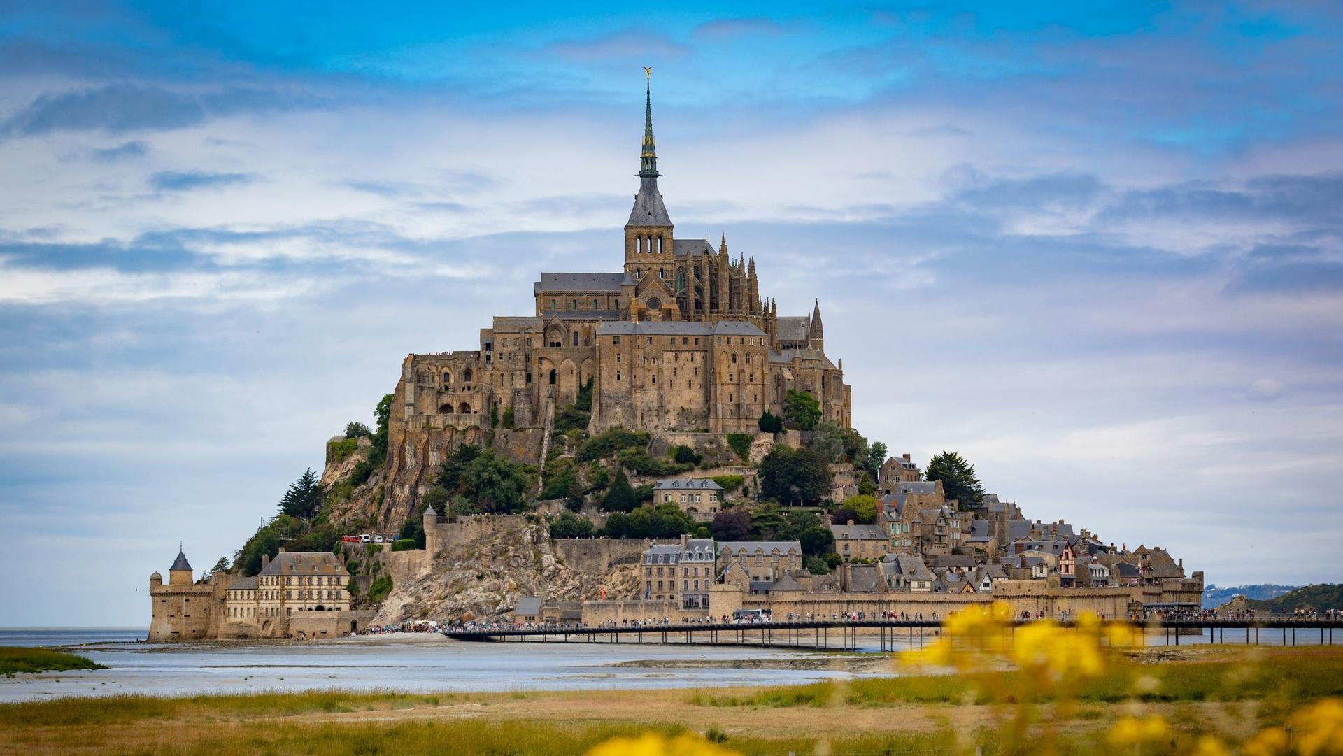 Mont Saint Michel Day Tour with Transport - Thumbnail 10