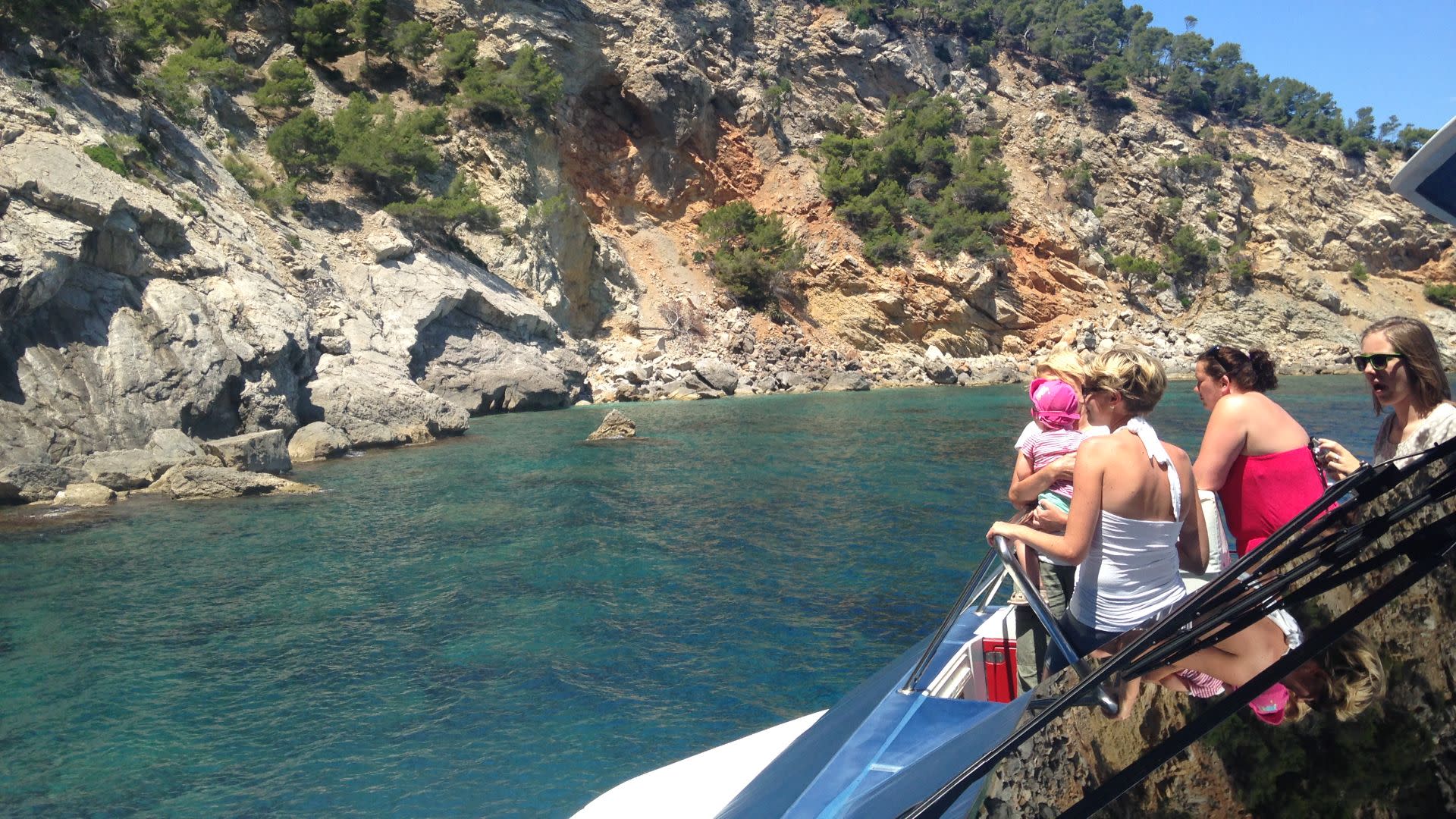 Es Coll Baix boat experience in Alcudia Bay - Thumbnail 7