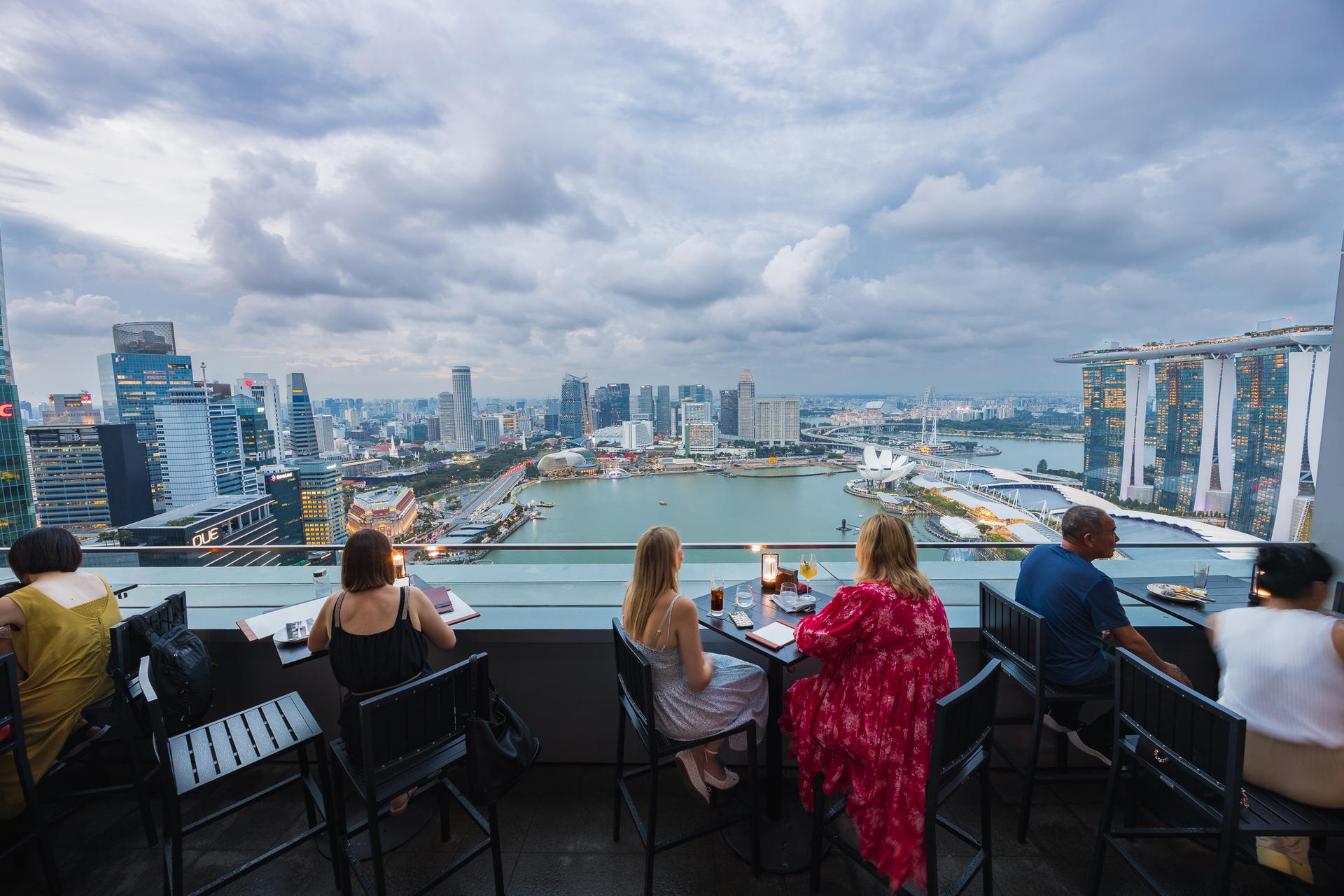 LeVeL33 Craft-Brewery Restaurant & Lounge in Singapore  - Thumbnail 13