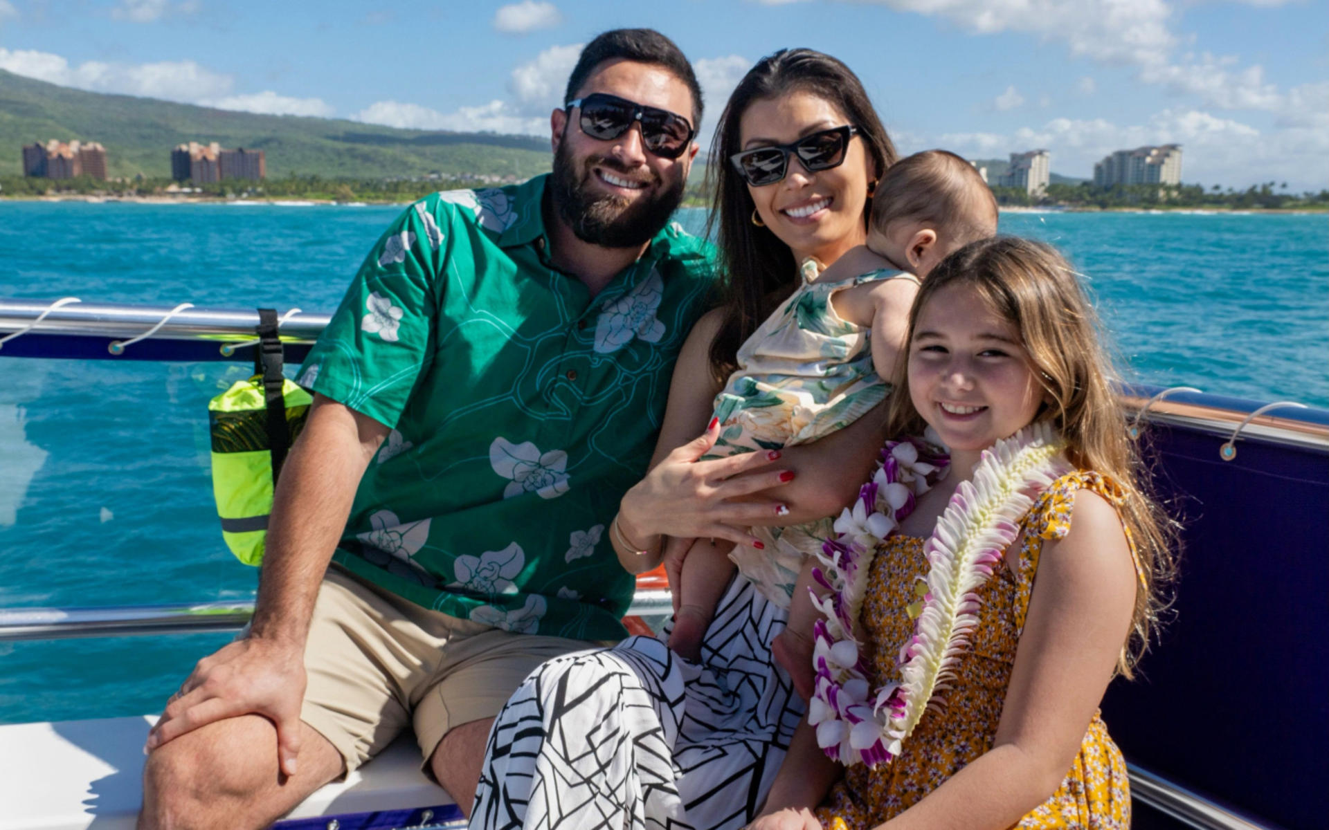 Sunset or daytime Ko Olina glass bottom boat experience - Thumbnail 2