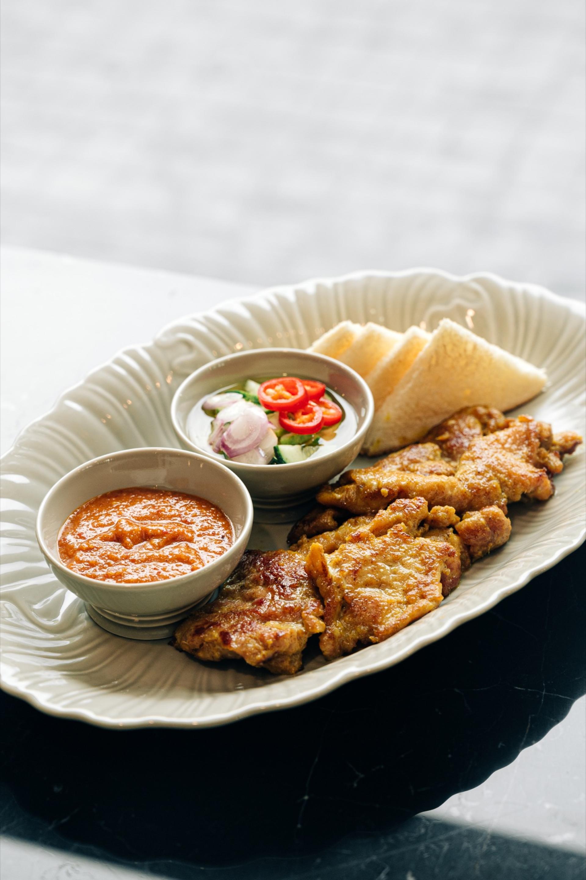 Baan Daeng by Methavalai Sorndaeng Thai Fine Dining - Thumbnail 18