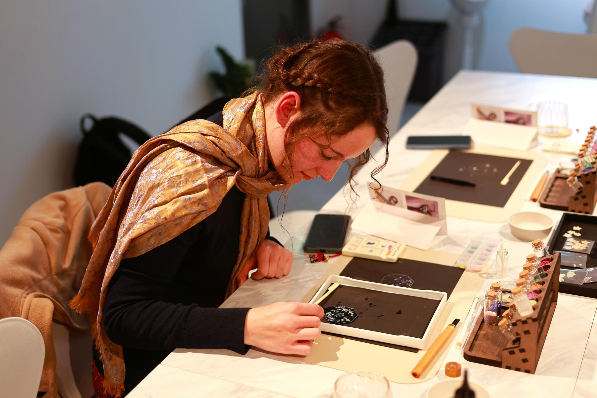Seoul: Traditional Mother-of-Pearl Craft Workshop in Myeongdong - Thumbnail 21