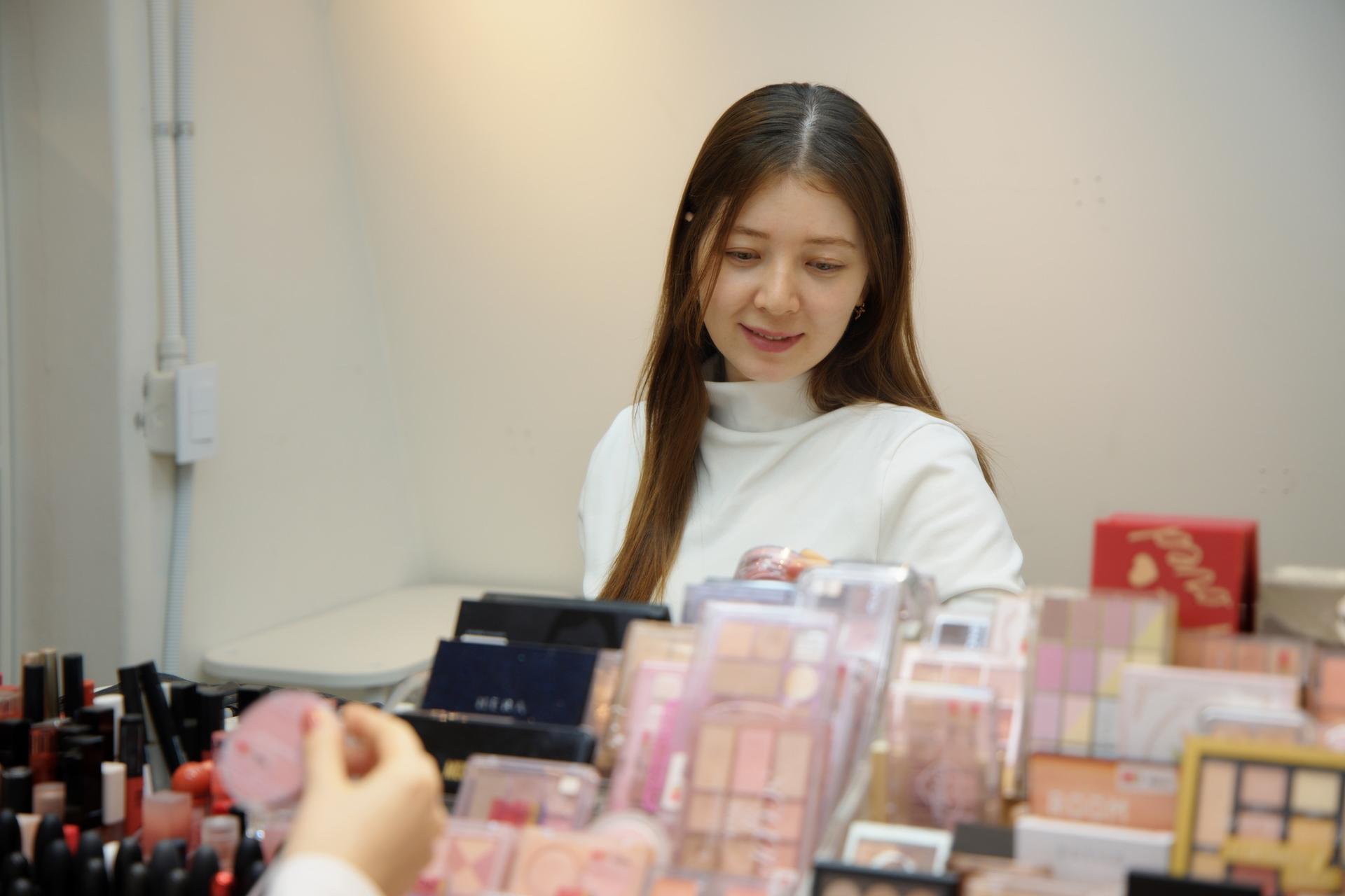 Hongdae Personal Color Analysis Group Consulting - Image Ho - Thumbnail 21