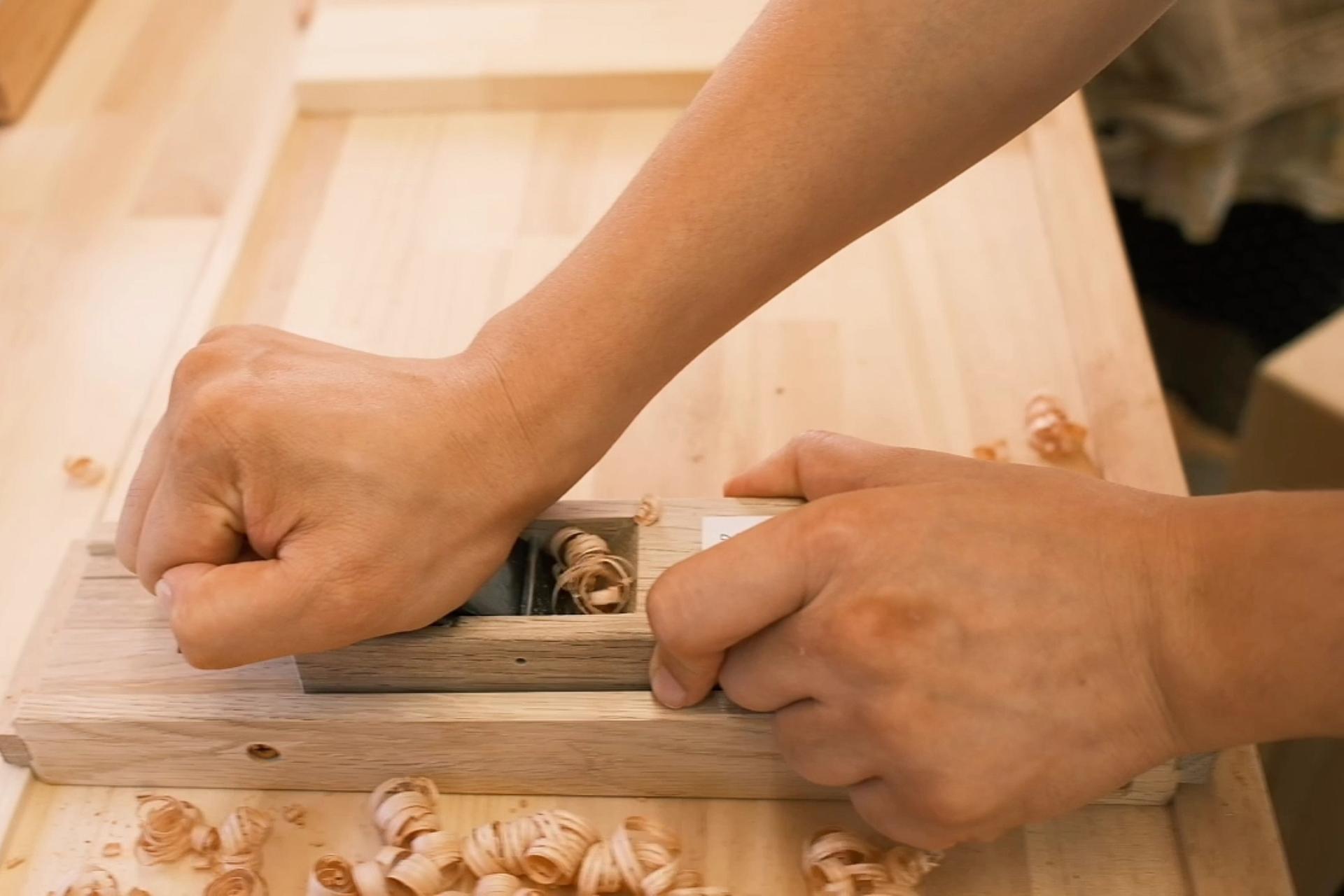 Original Japanese Chopstick Making Experience in Kyoto Gion (CHOPSTICKS LAB MISAKI) - Thumbnail 9