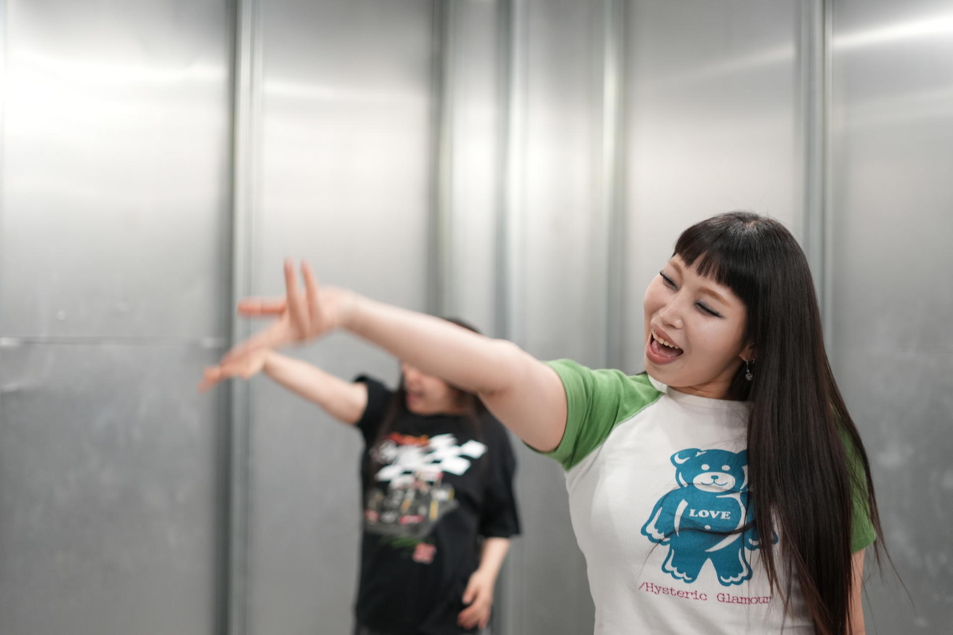K-Pop Dance Class in Seoul: Learn Choreography & Shoot Music Video - Image 1