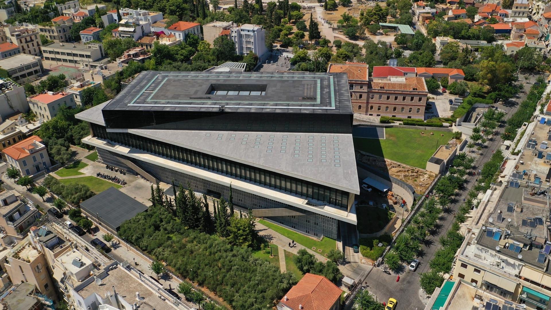 Athens: Acropolis Museum Reserved Entry Ticket & Audio Tour - Thumbnail 5