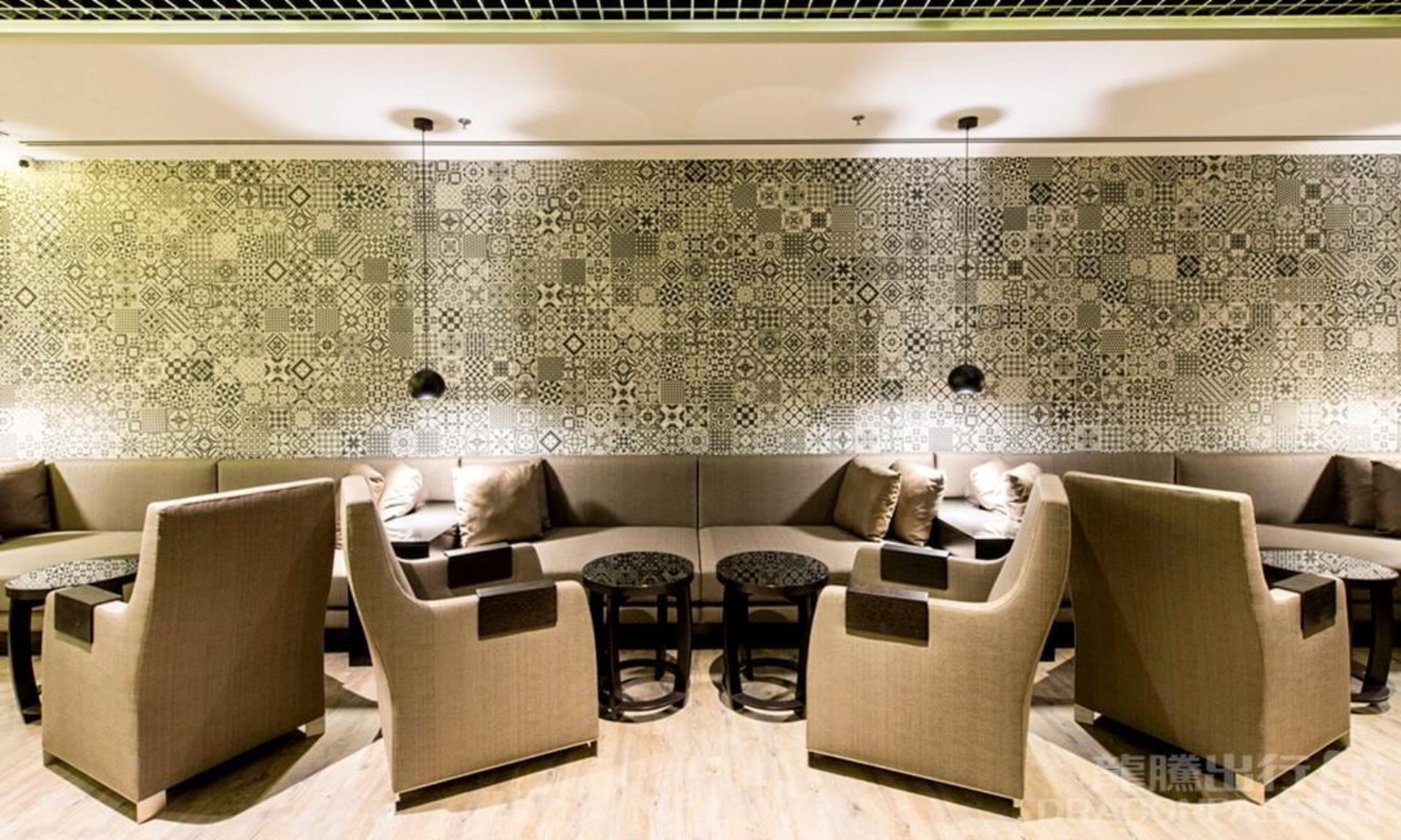 Changi International Airport Lounge Service - Thumbnail 14