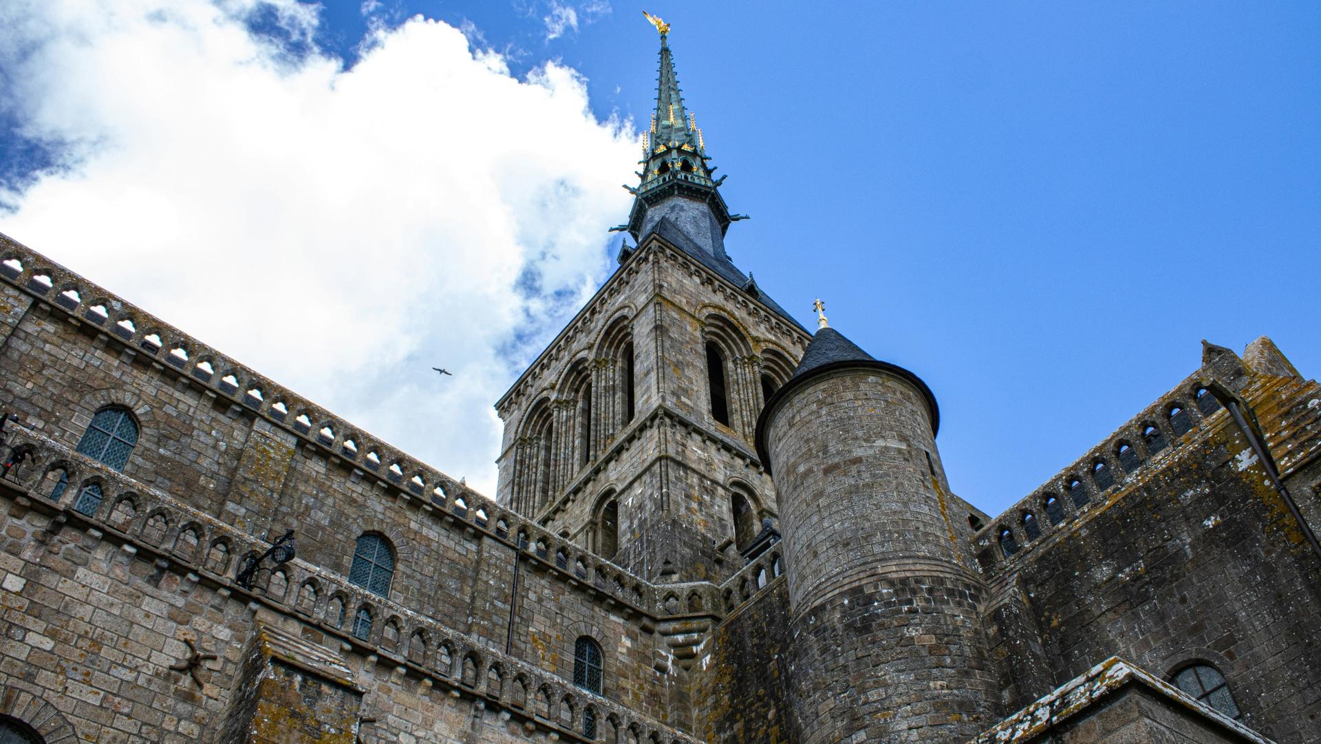Mont Saint Michel Day Tour with Transport - Thumbnail 9