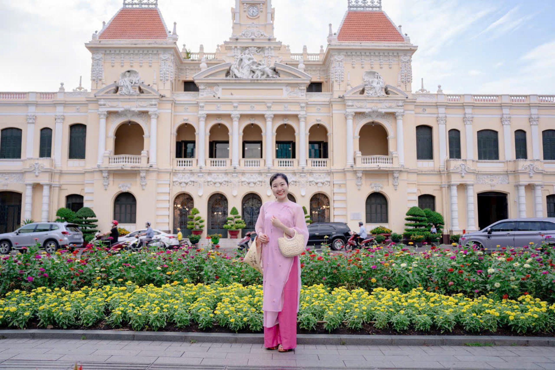 Vietnamese Traditional Ao Dai Rental Service in Ho Chi Minh - Thumbnail 2