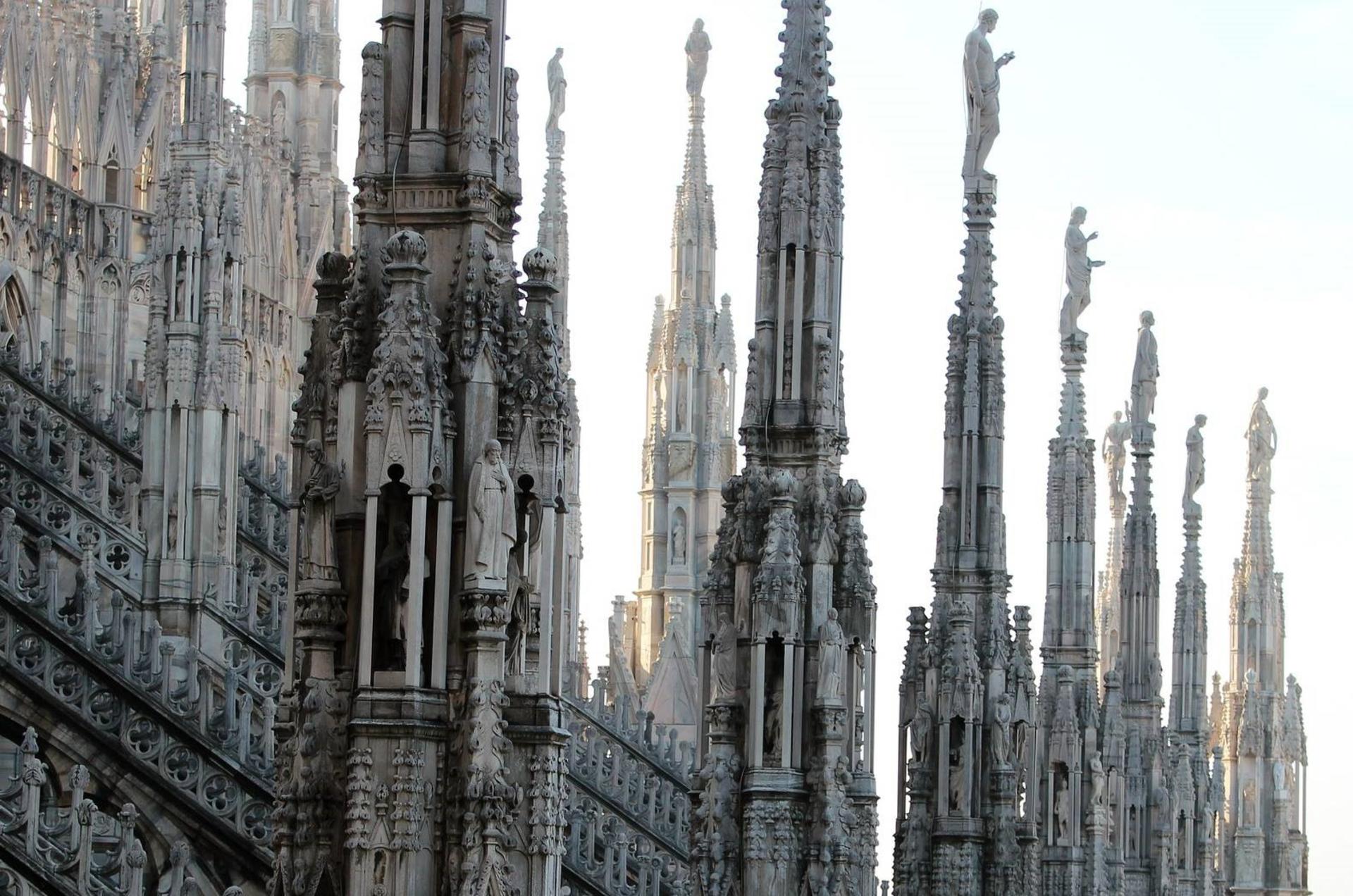Milan Cathedral tour with entrance ticket - Thumbnail 4