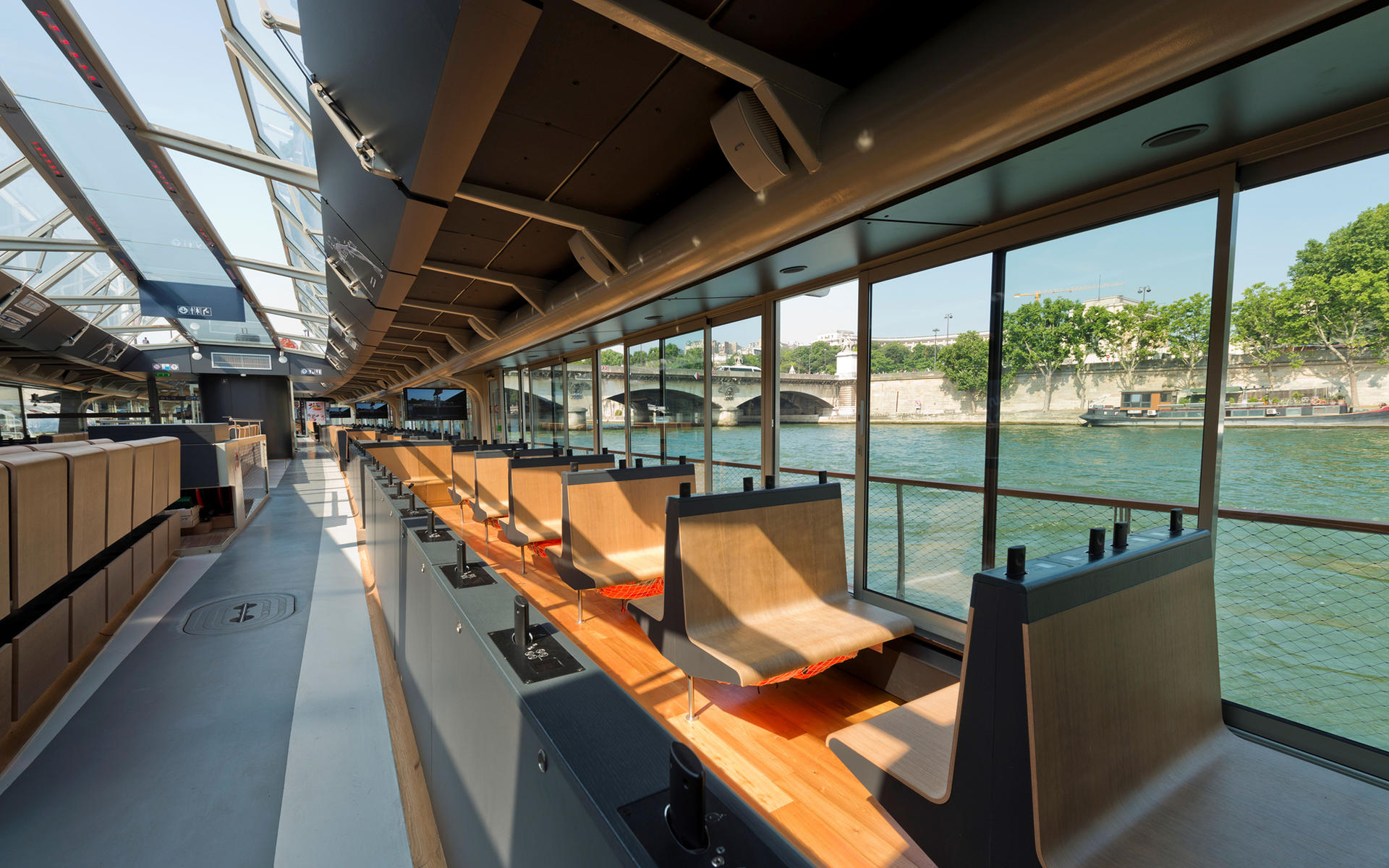 Eiffel Tower Reserved Access with Seine River Sightseeing Cruise  - Thumbnail 5