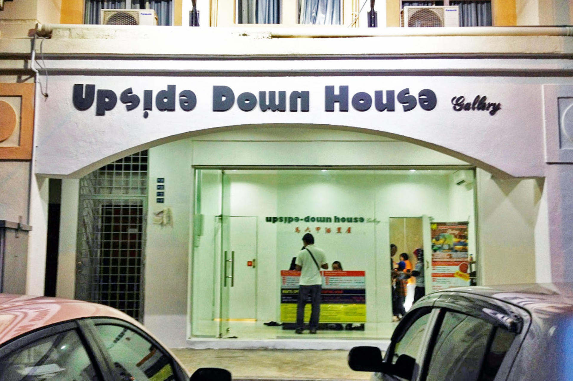Upside Down House Gallery Melaka Ticket - Thumbnail 5