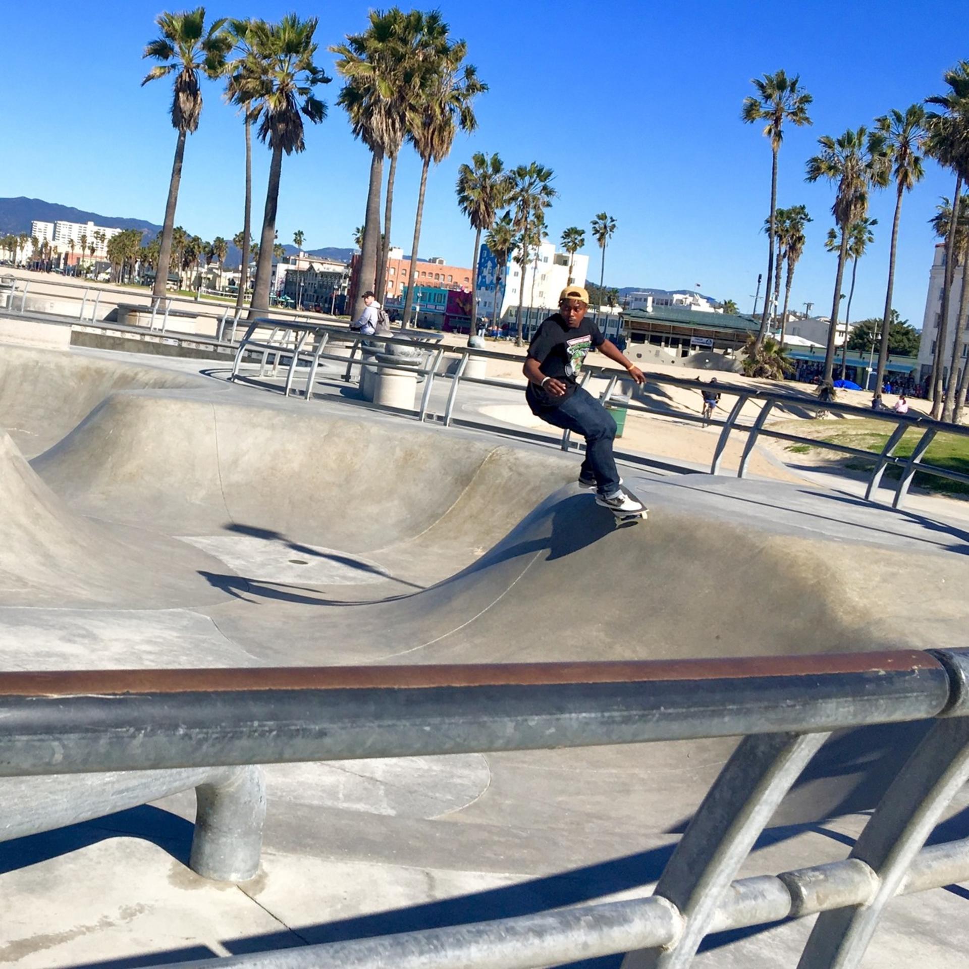 LA City and Beaches Iconic Day Tour with Optional Transfers - Thumbnail 25