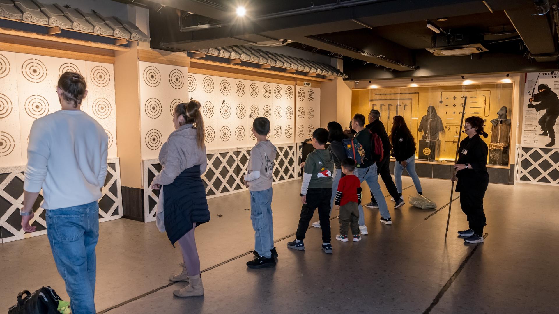 Samurai and Ninja Experience at the Samurai & Ninja Museum in Tokyo - Thumbnail 4