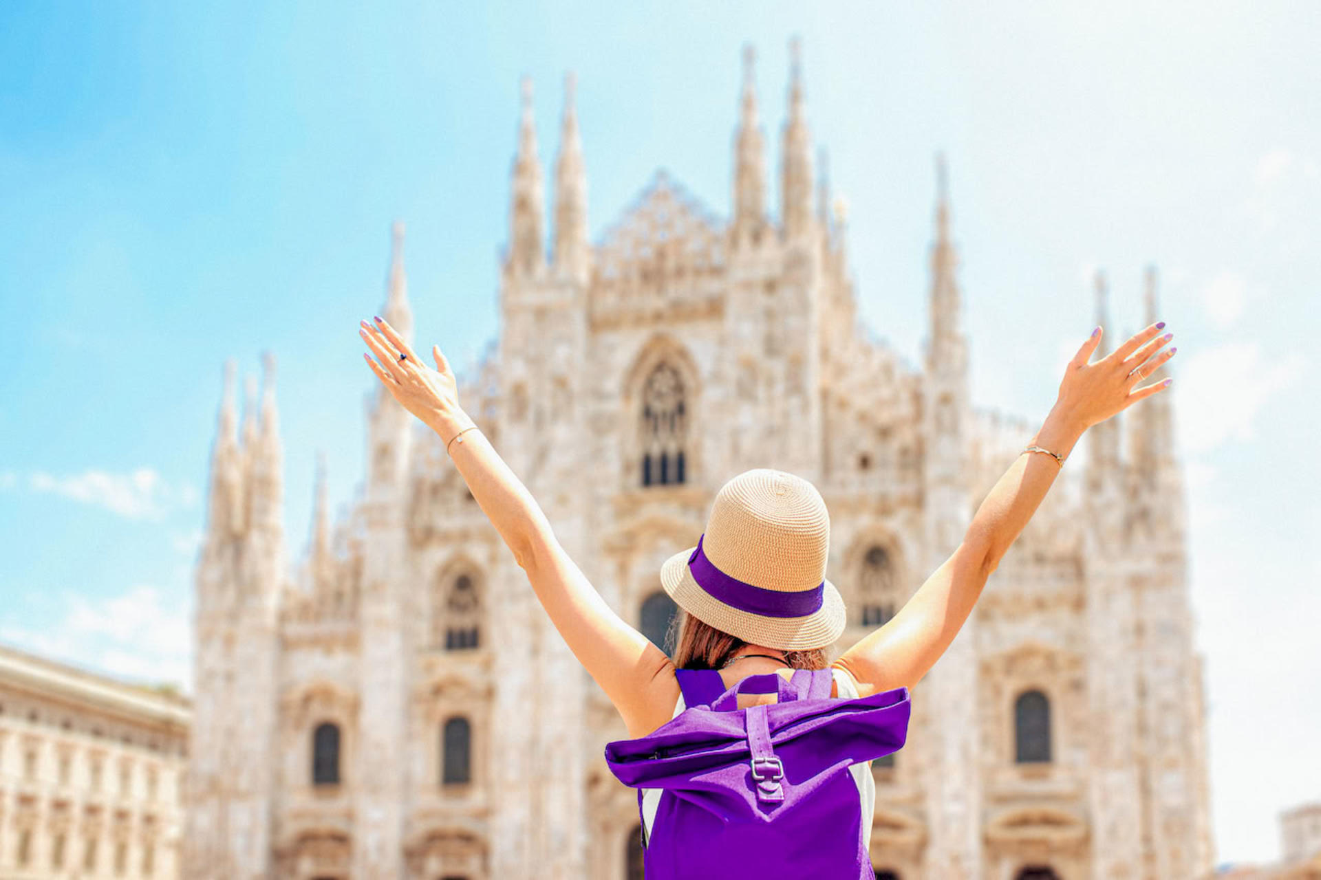 Milan Duomo Guided Tour with Rooftop Terrace Access - Thumbnail 4