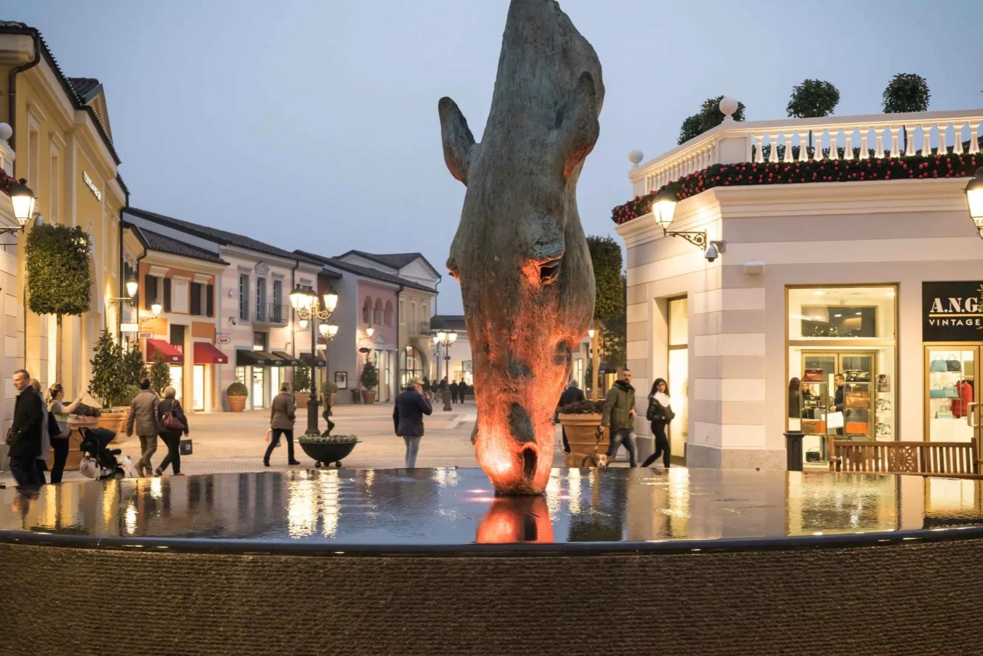 Serravalle Designer Outlet Shopping Experience from Milan - Thumbnail 7