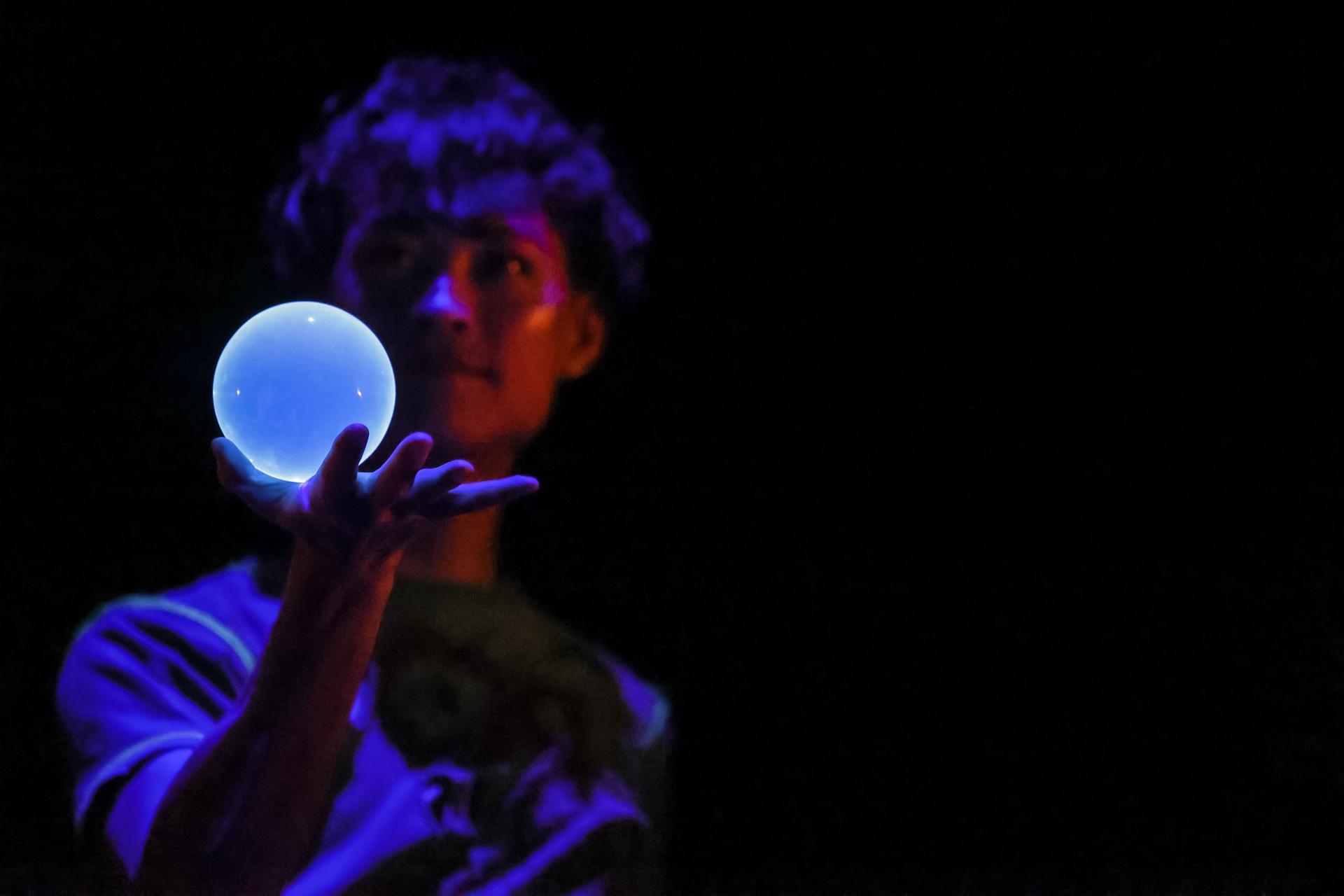 Non-Verbal Theatre GEAR Show Admission - Thumbnail 3