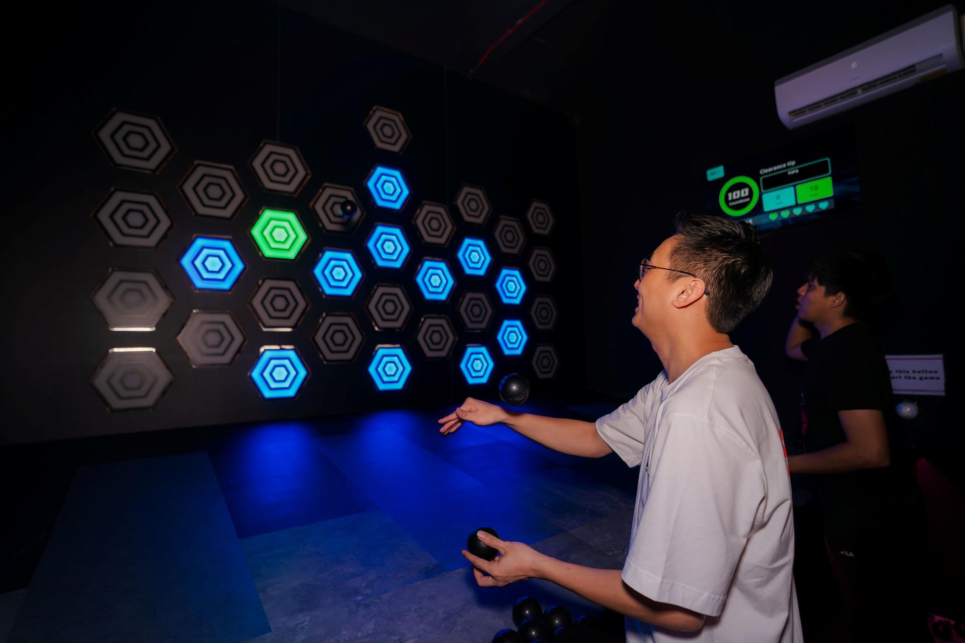 Mr Player Dynamic Motion Game Experience in Johor Bahru - Thumbnail 9