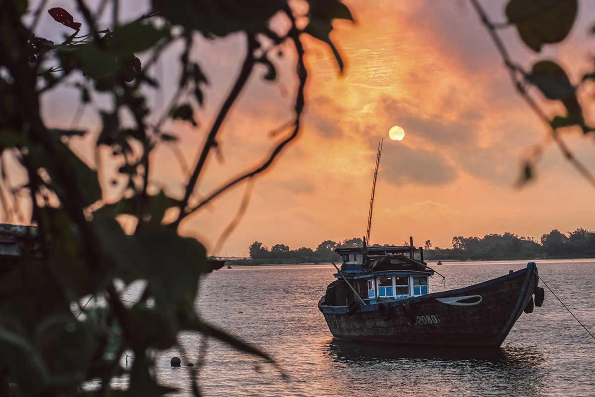 Hoi An River Life Photography Guide Tour - Image 1