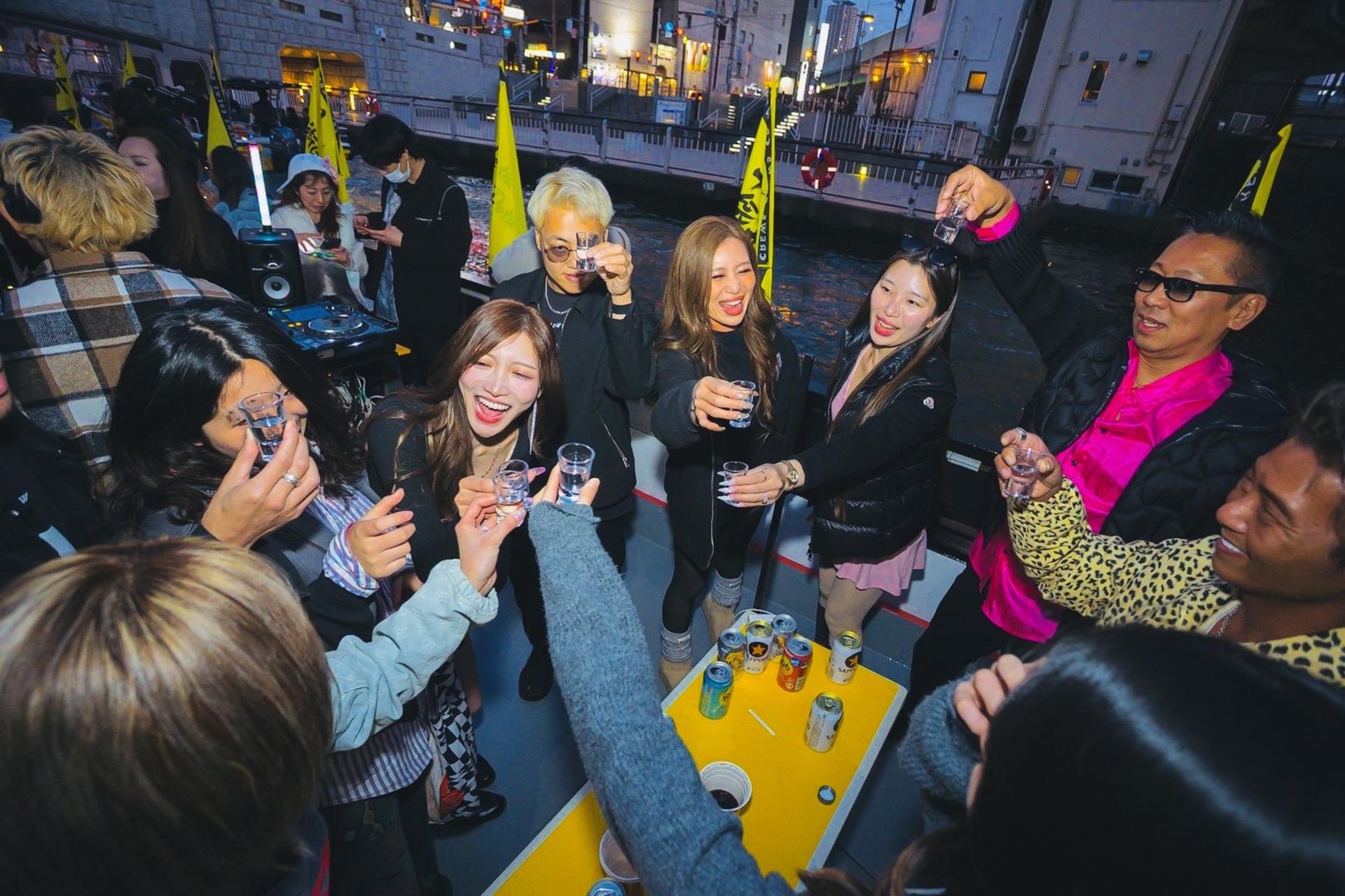 Osaka Dotonbori: TONBORIRAVE Cruise & DJ Ticket - For International Tourists (with free admission to PICCADILLY NIGHTCLUB) - Thumbnail 4