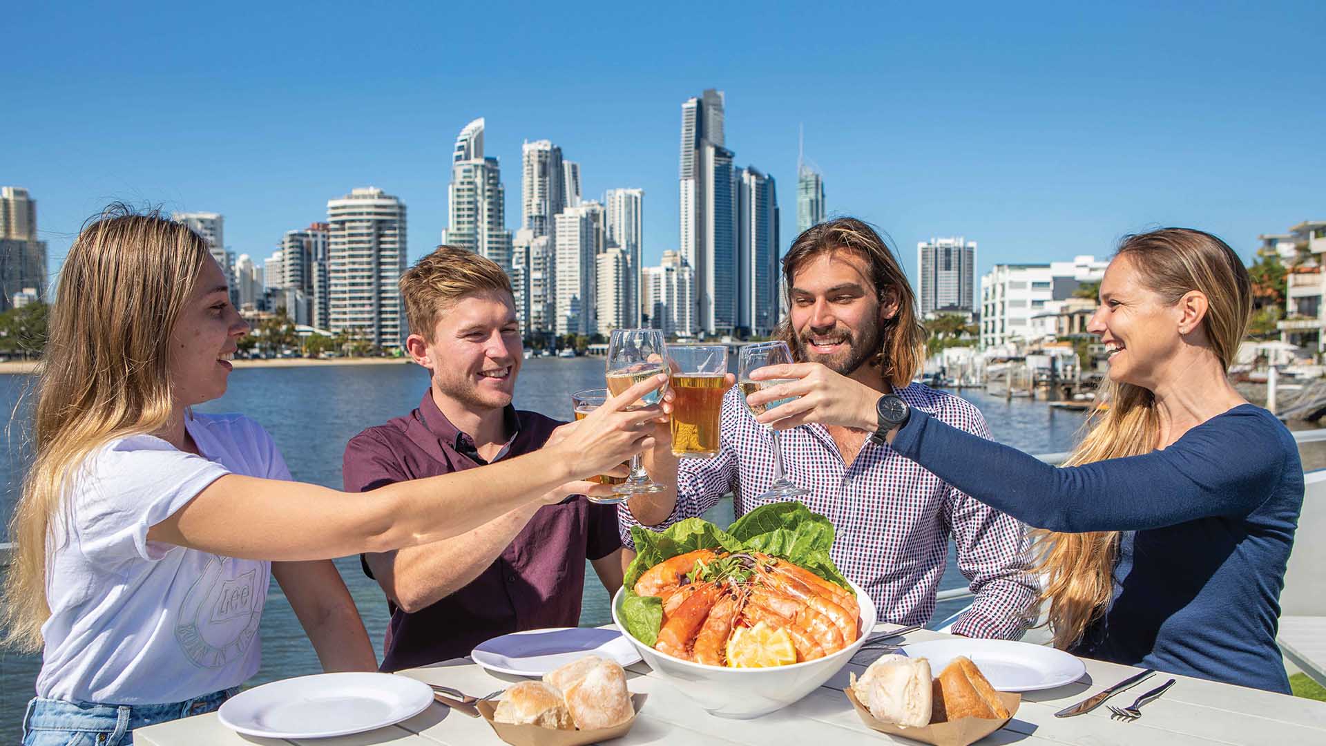 Sightseeing Lunch Cruise in the Gold Coast - Thumbnail 2