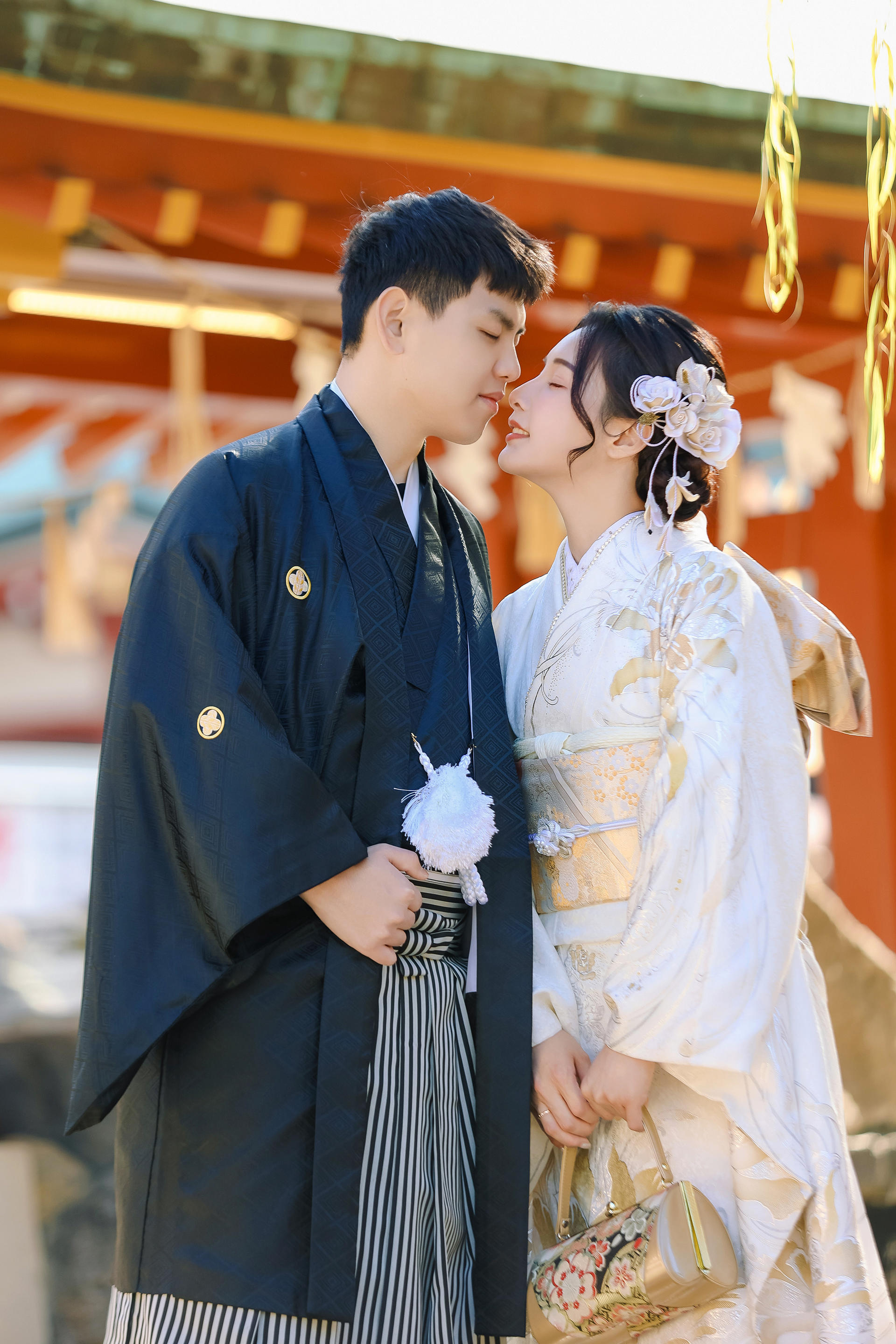 Tokyo/Asakusa Kimono Rental Experience | Makeup/Photo Shoot | Aiwafuku Kaminarimon Store - Image 1