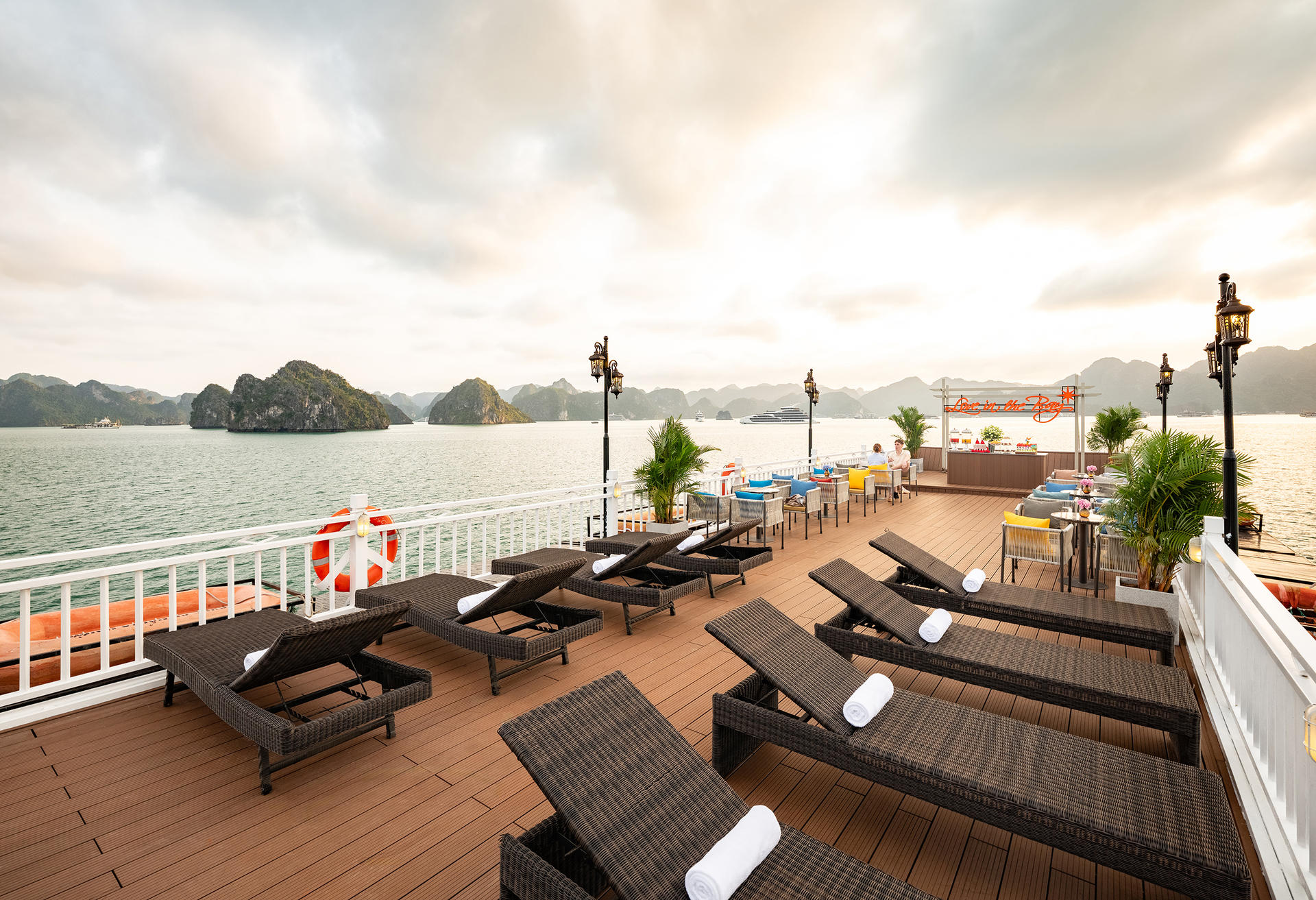 Cozy Bay Grand 2D1N Cruise: Ha Long Bay, Sung Sot, Ti Top - Thumbnail 4