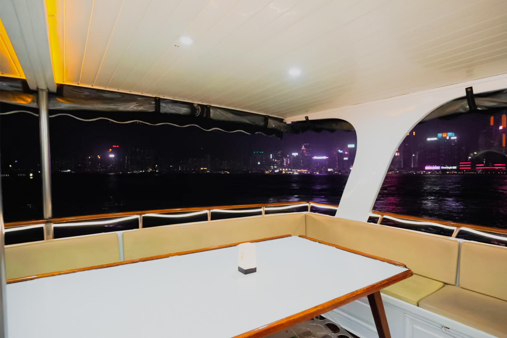 Victoria Harbour Night Cruise Experience - One Yacht (Unlimited Drinks+Photography) - Thumbnail 5